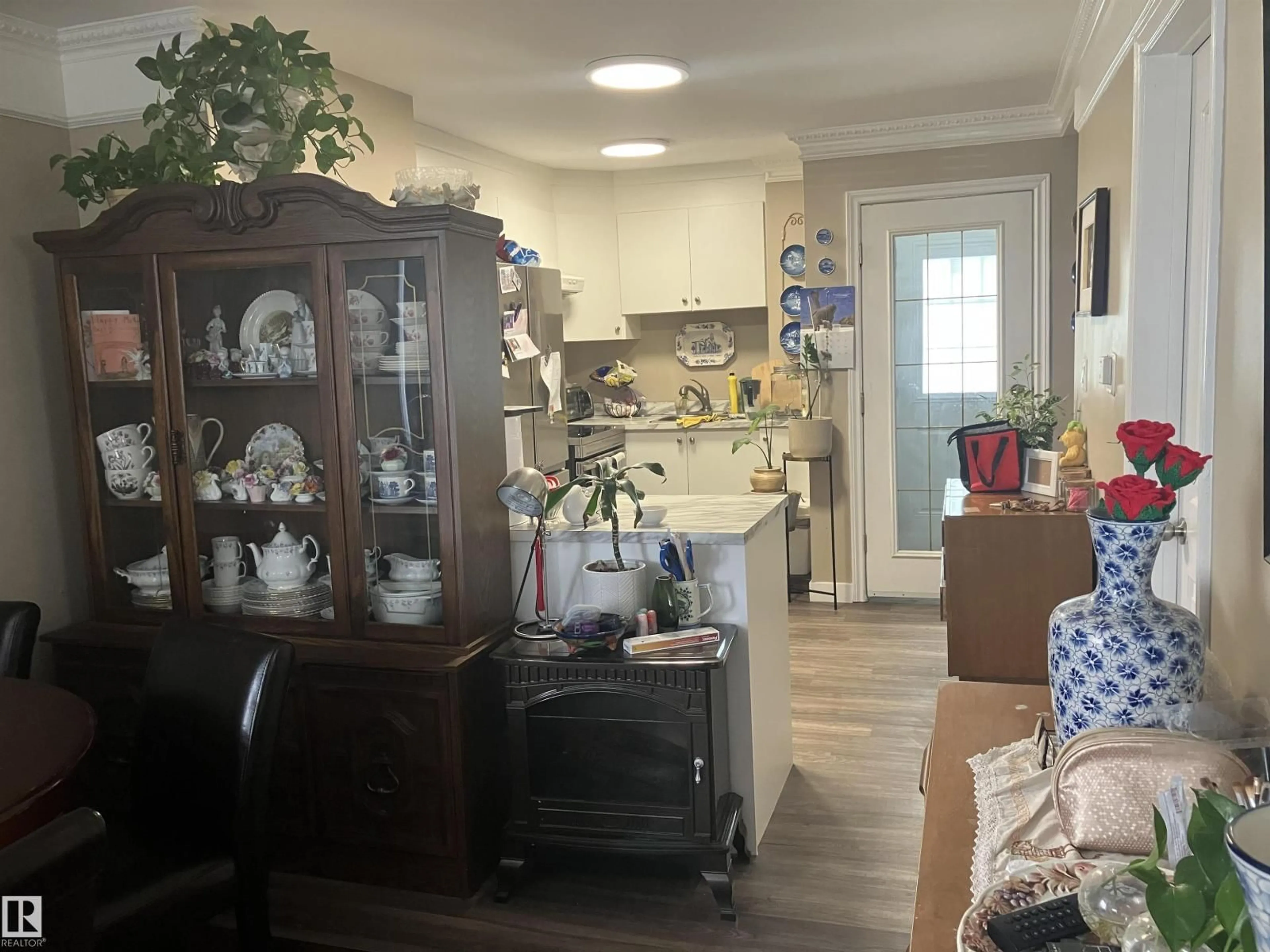 A pic of a room for 11724 88 ST, Edmonton Alberta T5B3R7