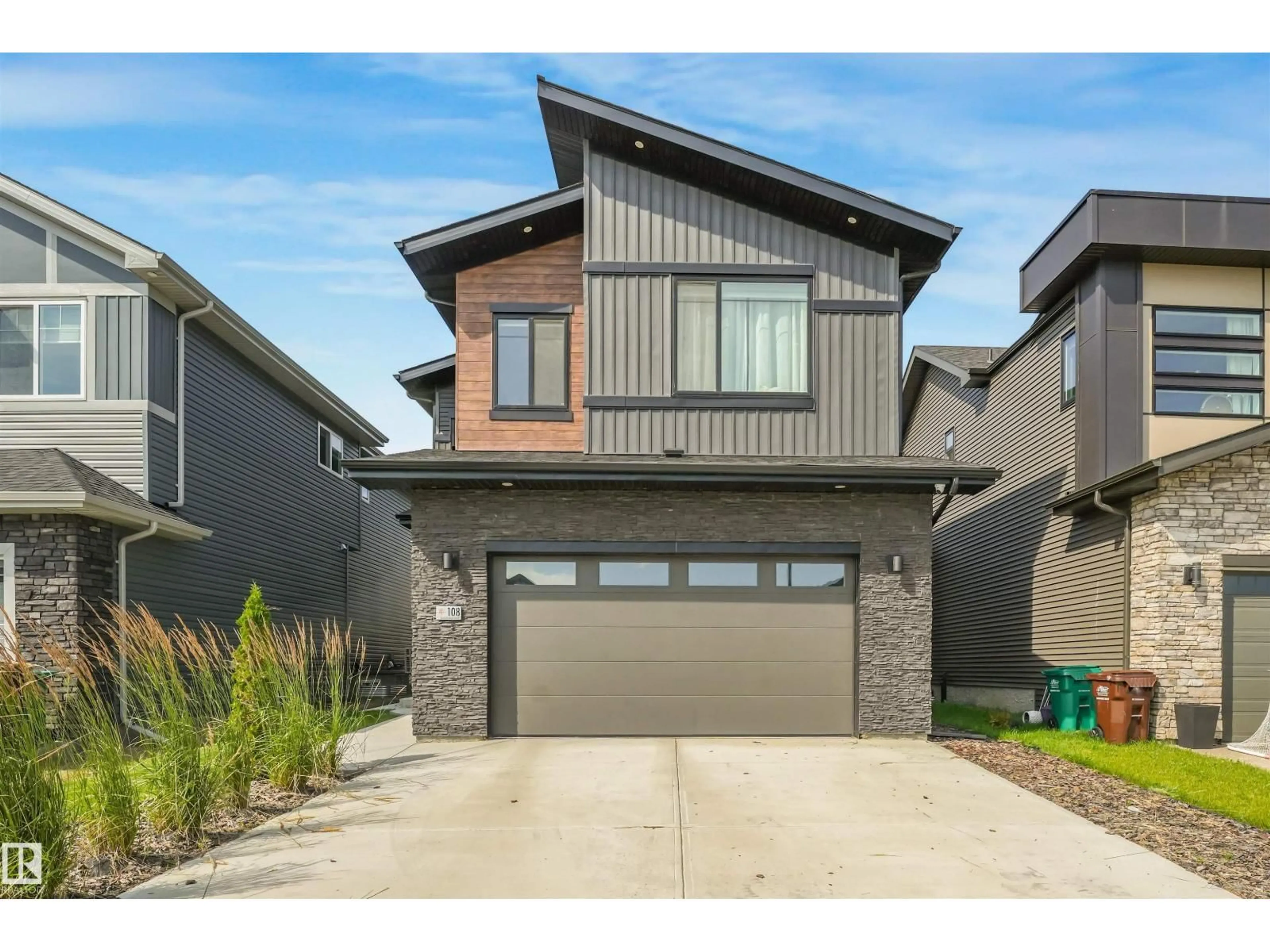 Home with brick exterior material, street for 108 EDGEFIELD WY, St. Albert Alberta T8N8A7