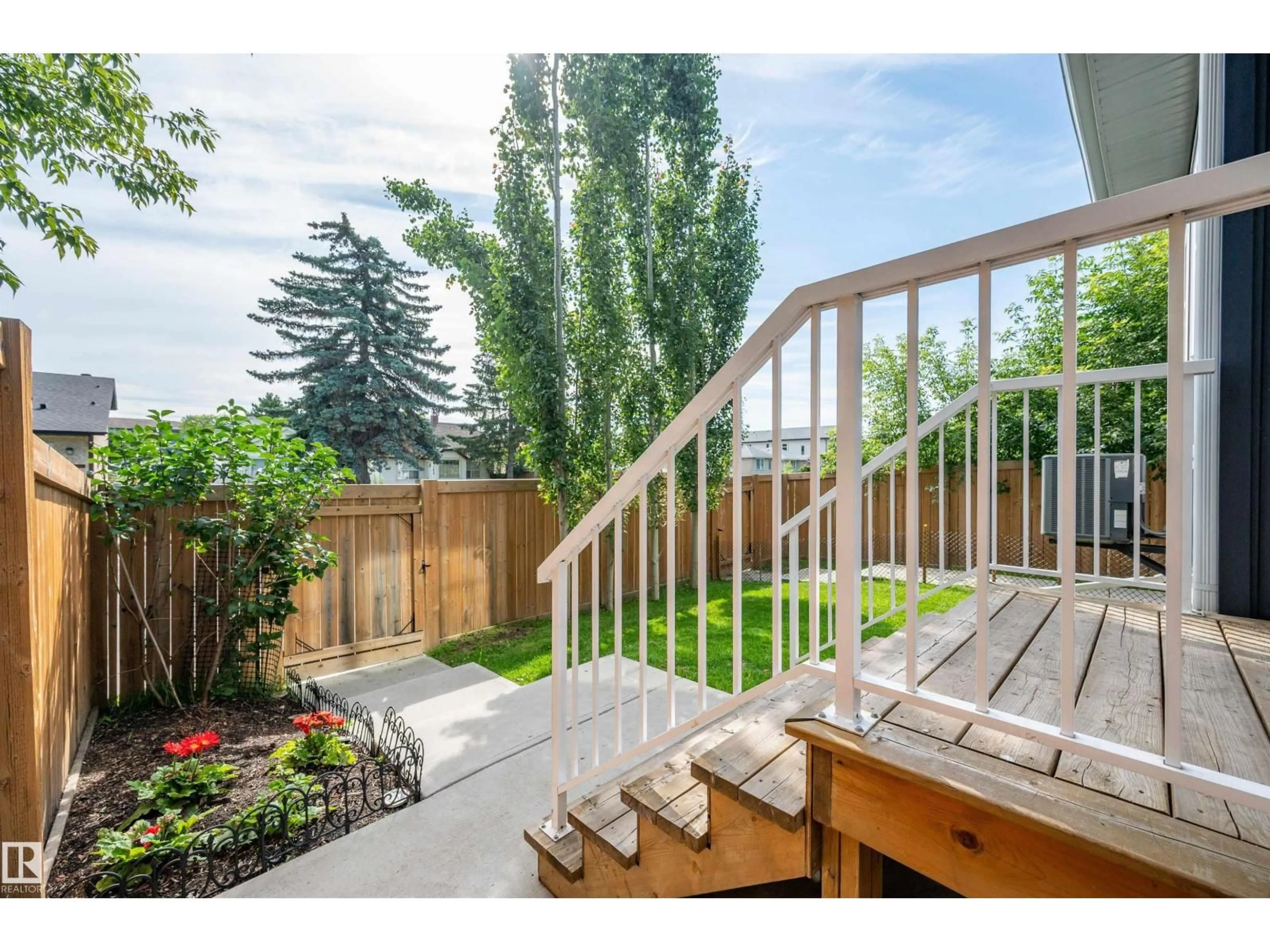 Patio, street for NW - 11444 82 ST, Edmonton Alberta T5B2V4
