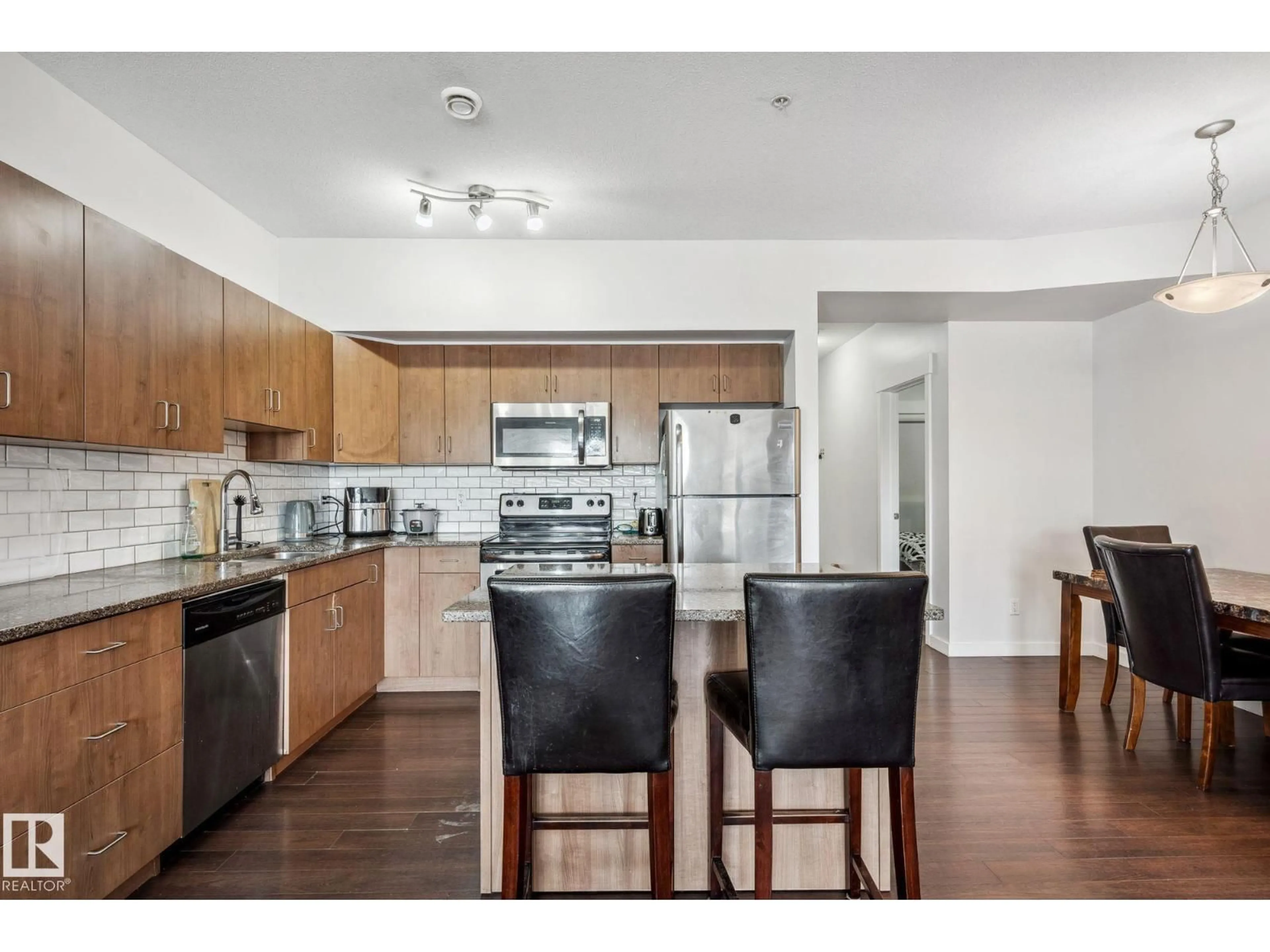 Unknown for #209 - 10518 113 ST, Edmonton Alberta T5H0C6