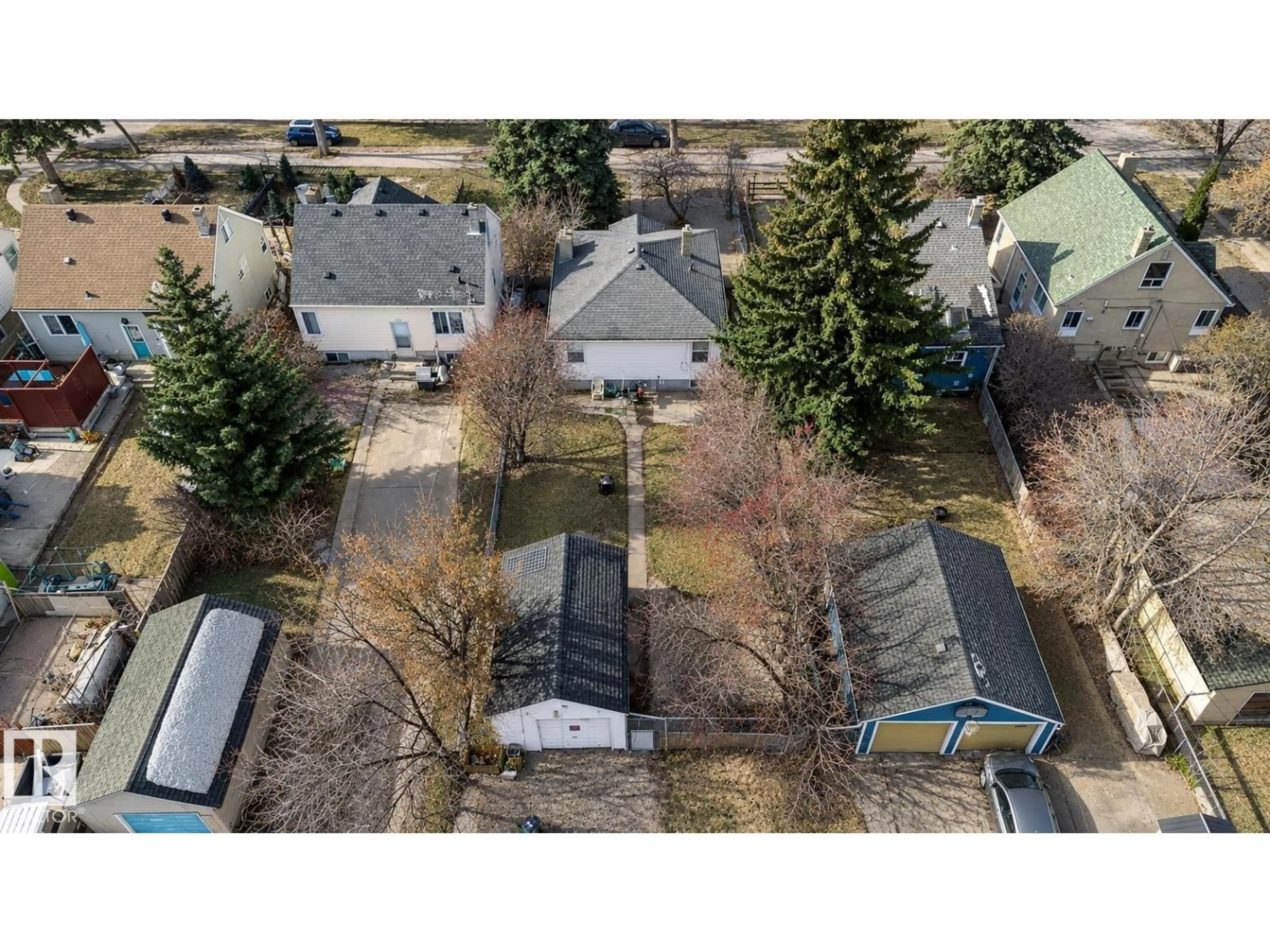 A pic from outside/outdoor area/front of a property/back of a property/a pic from drone, street for 12235 104 ST, Edmonton Alberta T5G2L7
