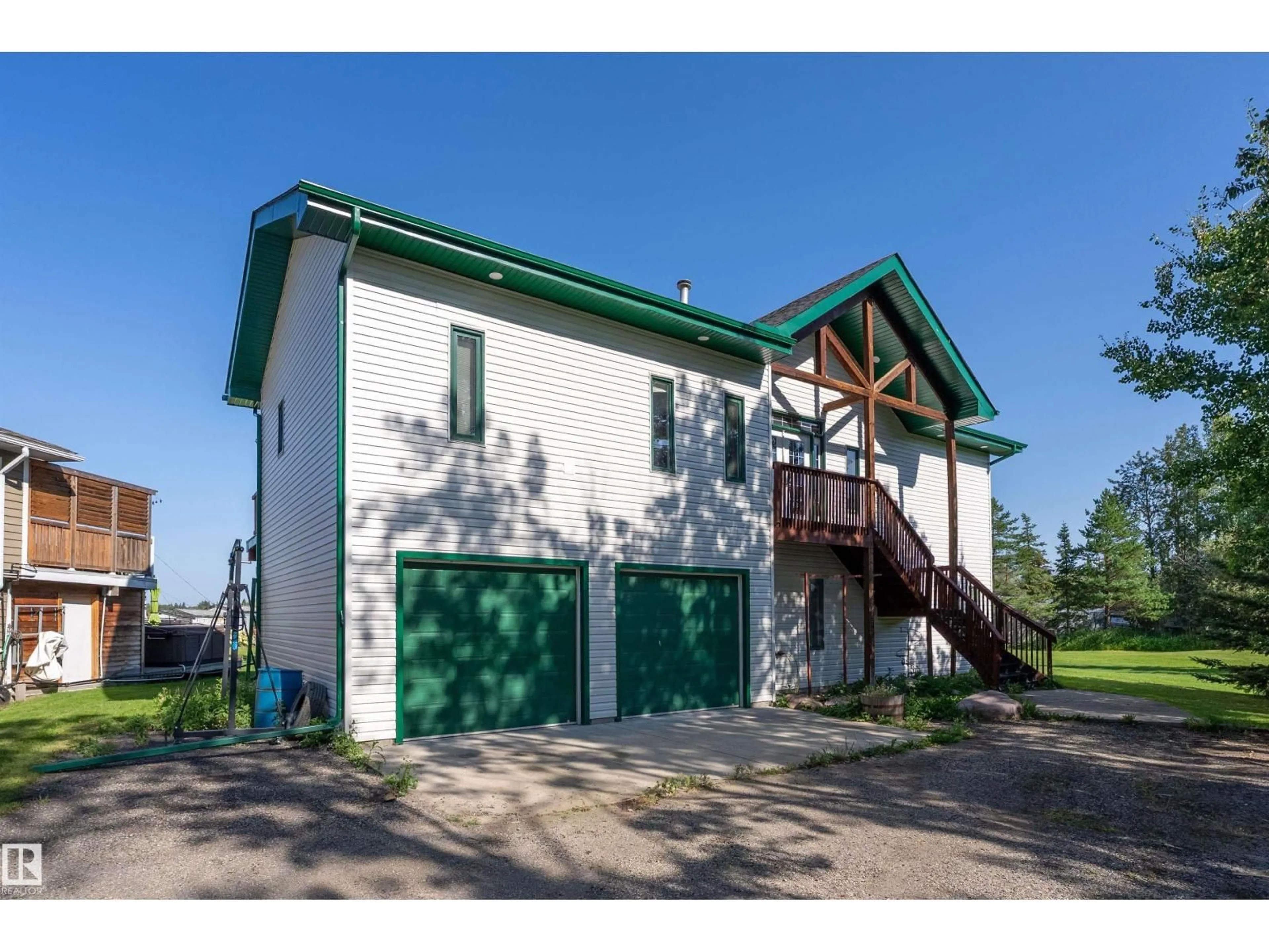 Home with vinyl exterior material, building for 48003 RR 271, Rural Leduc County Alberta T0C2P0