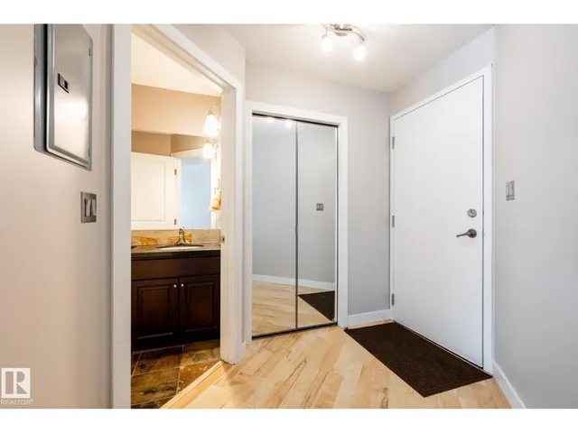 304 - 9336 JASPER AV, Edmonton 5