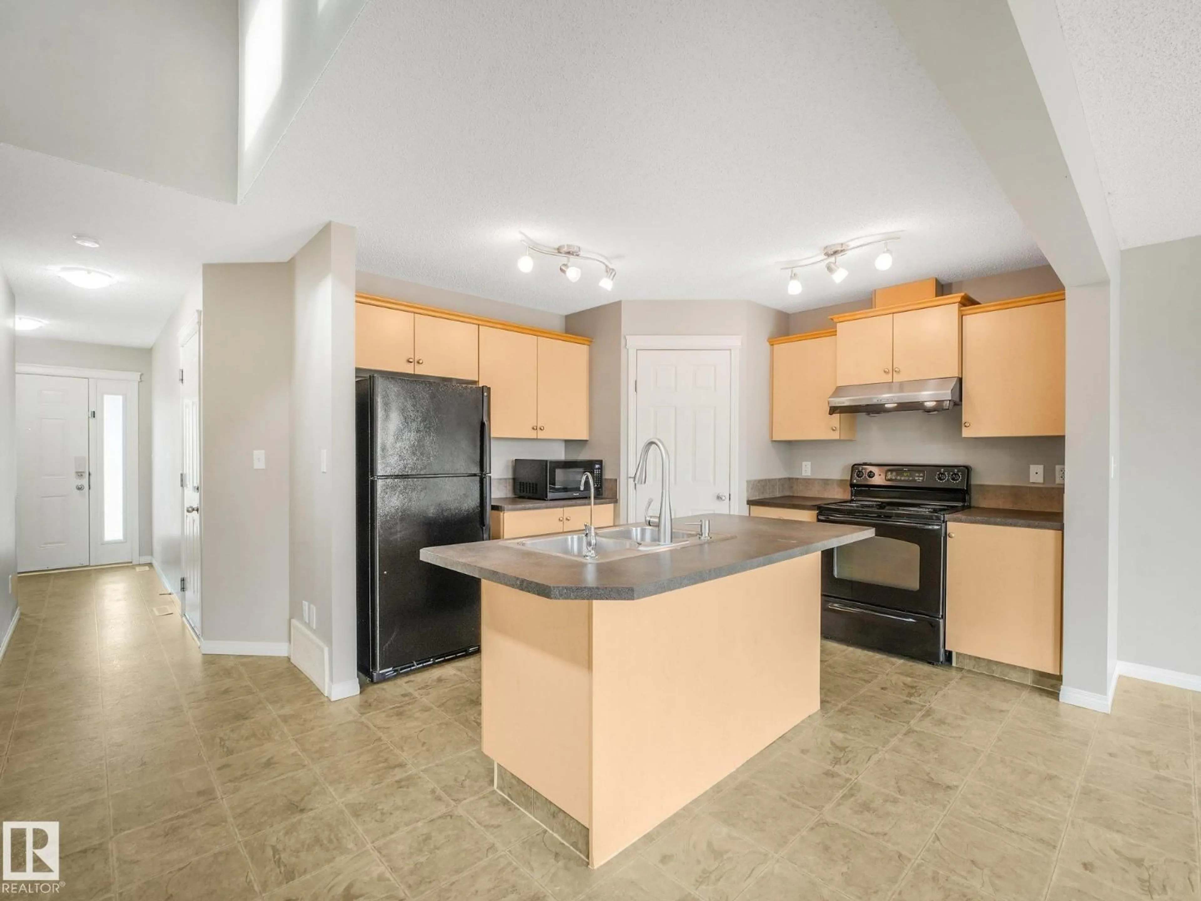 Unknown for SW - 11844 21 AV, Edmonton Alberta T6W0C9