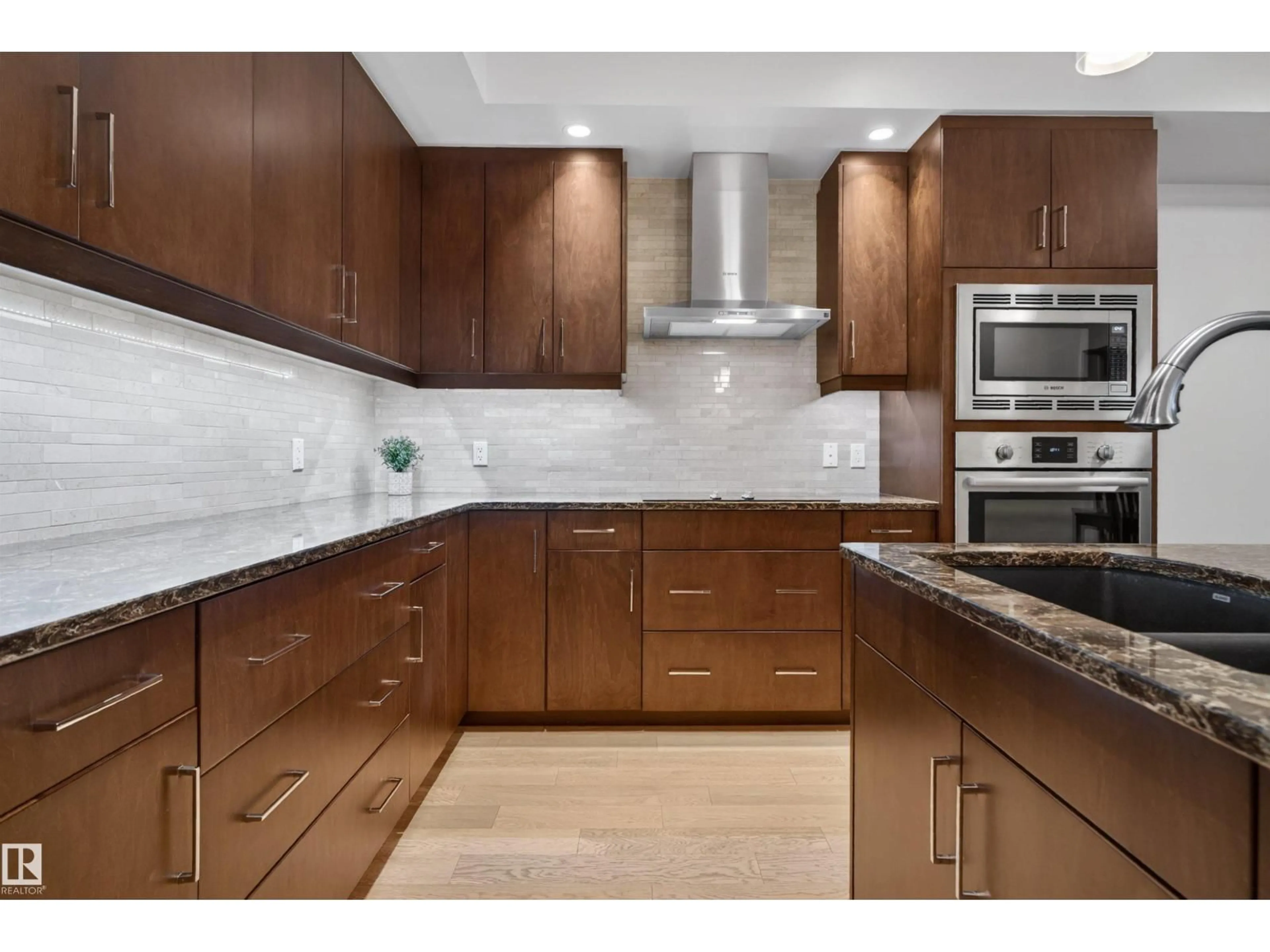 Unknown for 200 - 514 BELLEROSE DR, St. Albert Alberta T8N7P7