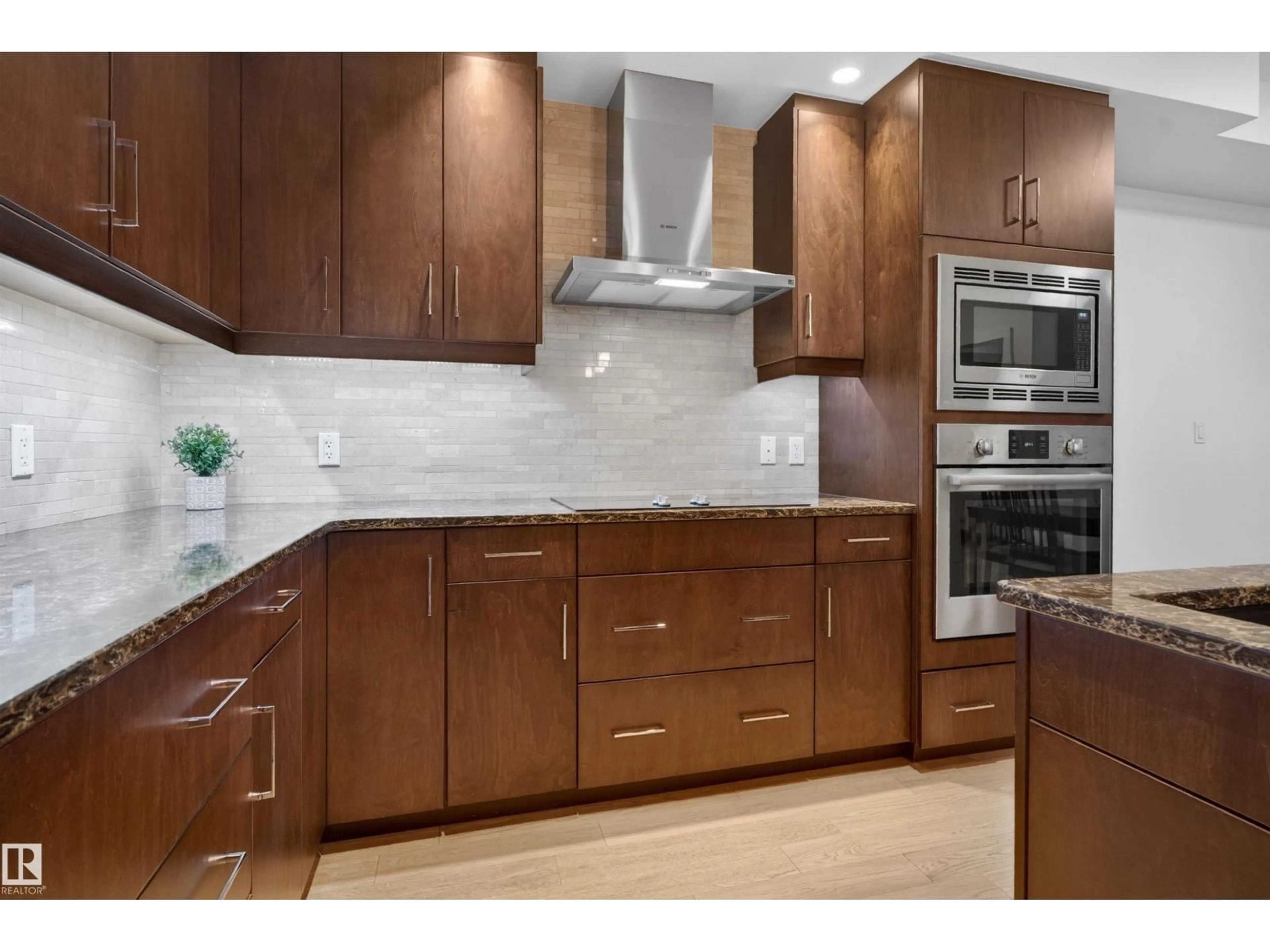 Unknown for 200 - 514 BELLEROSE DR, St. Albert Alberta T8N7P7