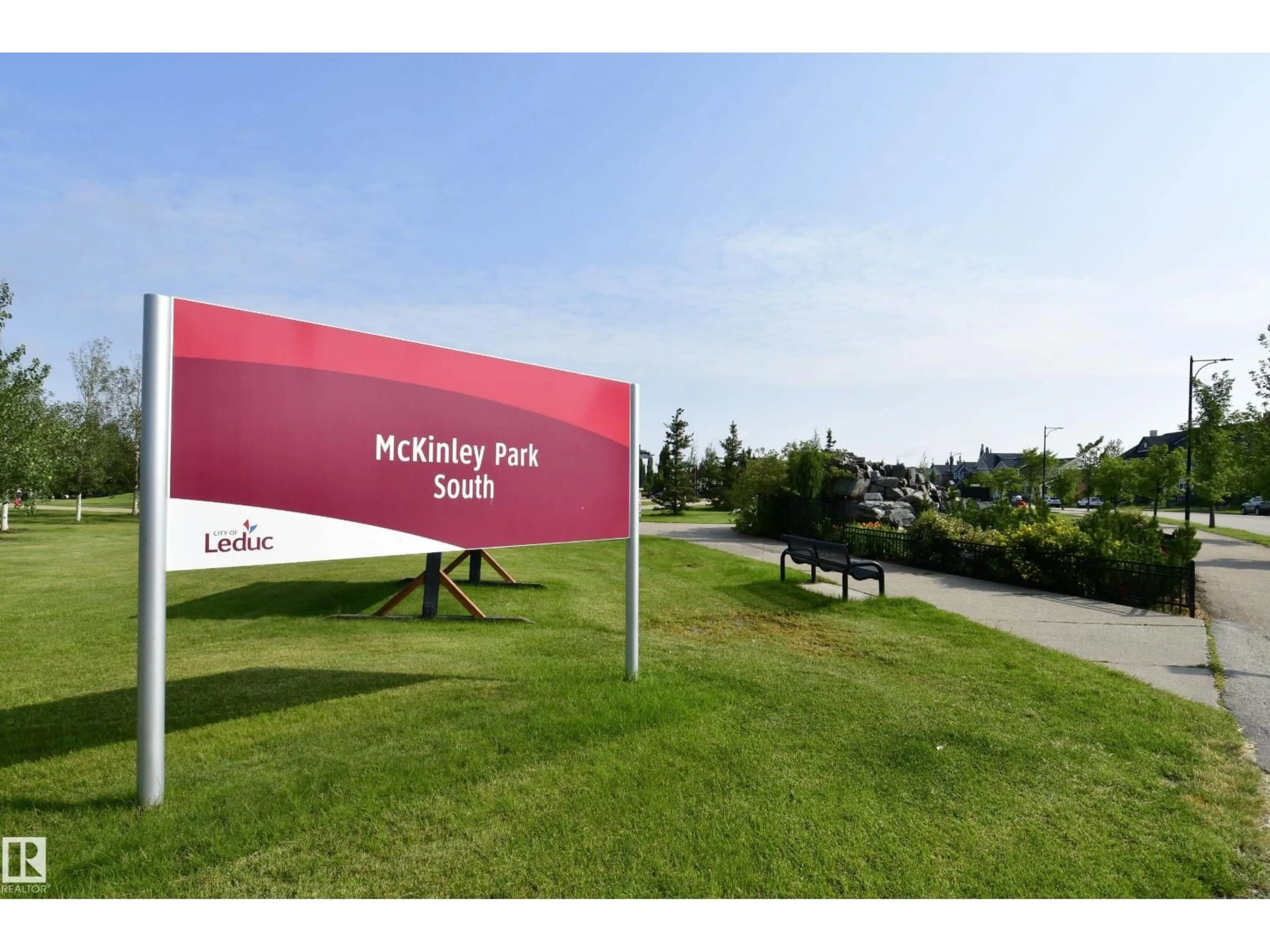 Blurry image for 560 STURTZ LI, Leduc Alberta T9E1E3