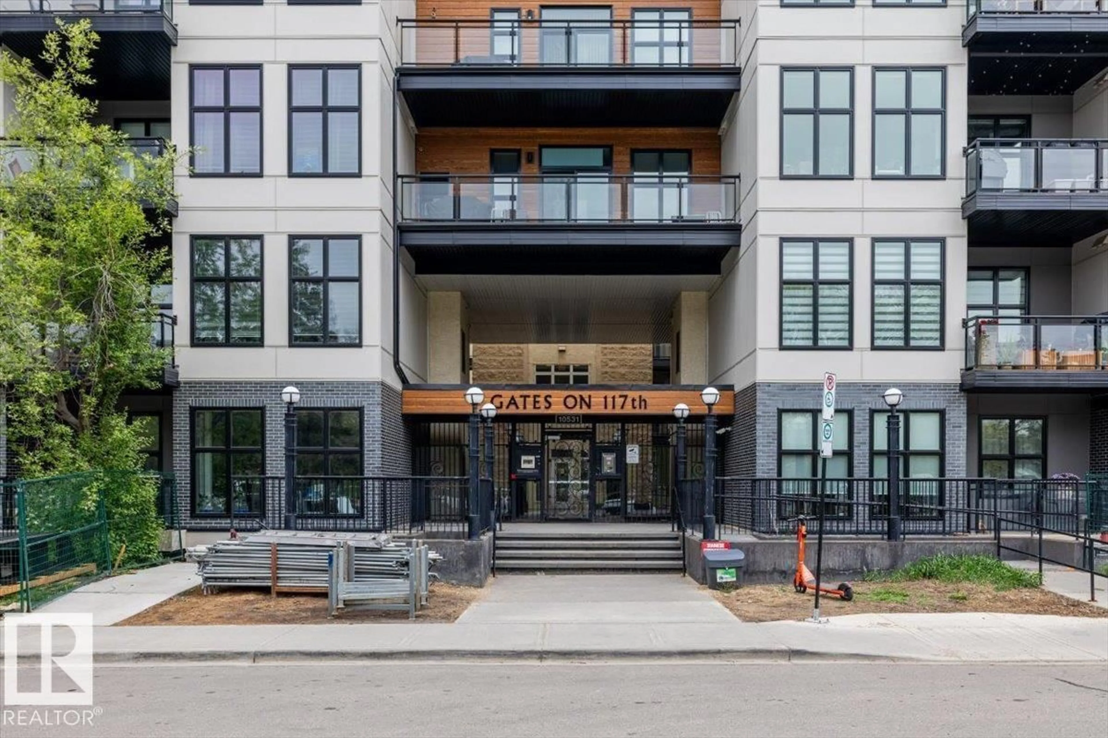 Patio, building for #114 - 10531 117 ST NW, Edmonton Alberta T5H0A8