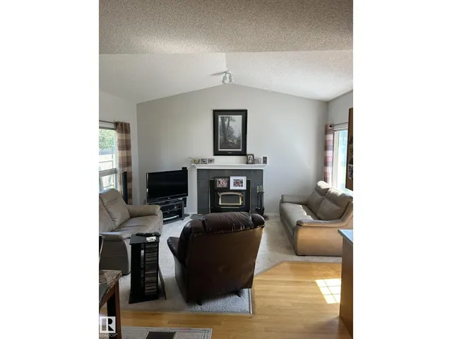 4014 CHAMPAGNE DR, Athabasca Town 3