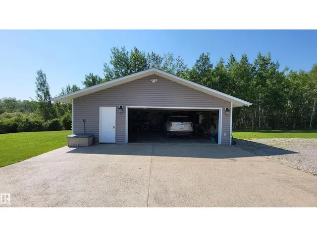 50128 HWY 22, Rural Brazeau County 2