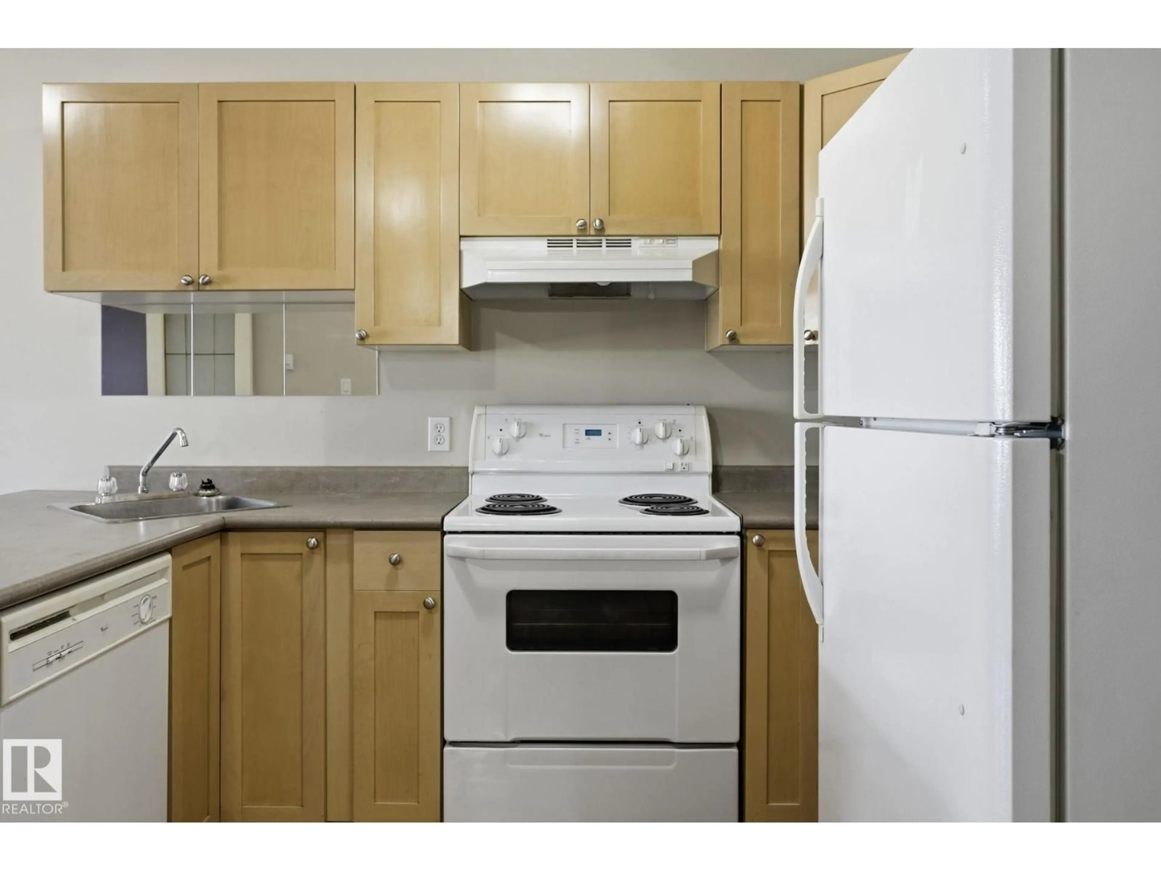 Standard kitchen, wood/laminate floor for #15 - 11008 124 ST NW, Edmonton Alberta T5M0J4