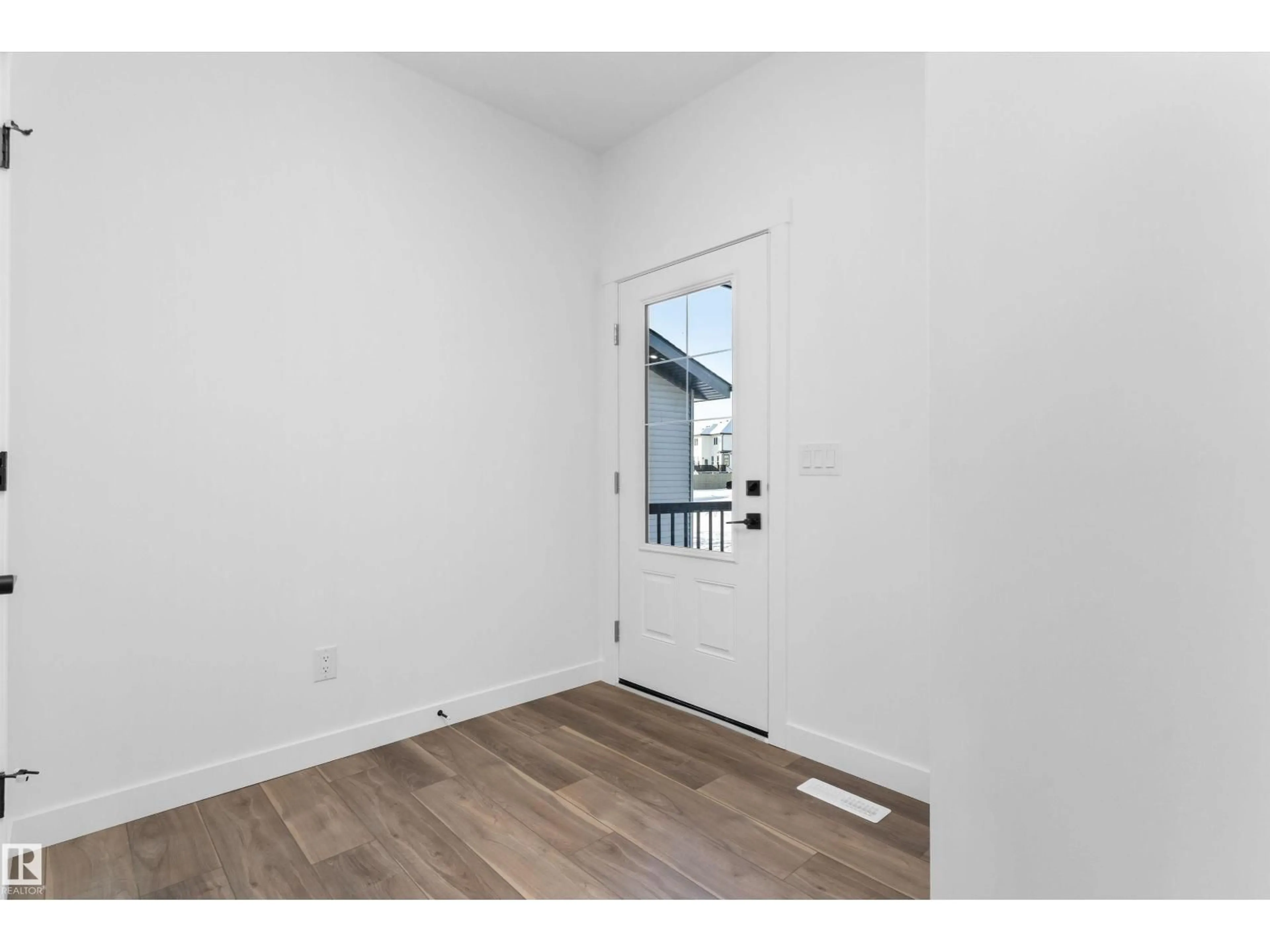 A pic of a room for 748 ASTORIA WY, Devon Alberta T9G0M7