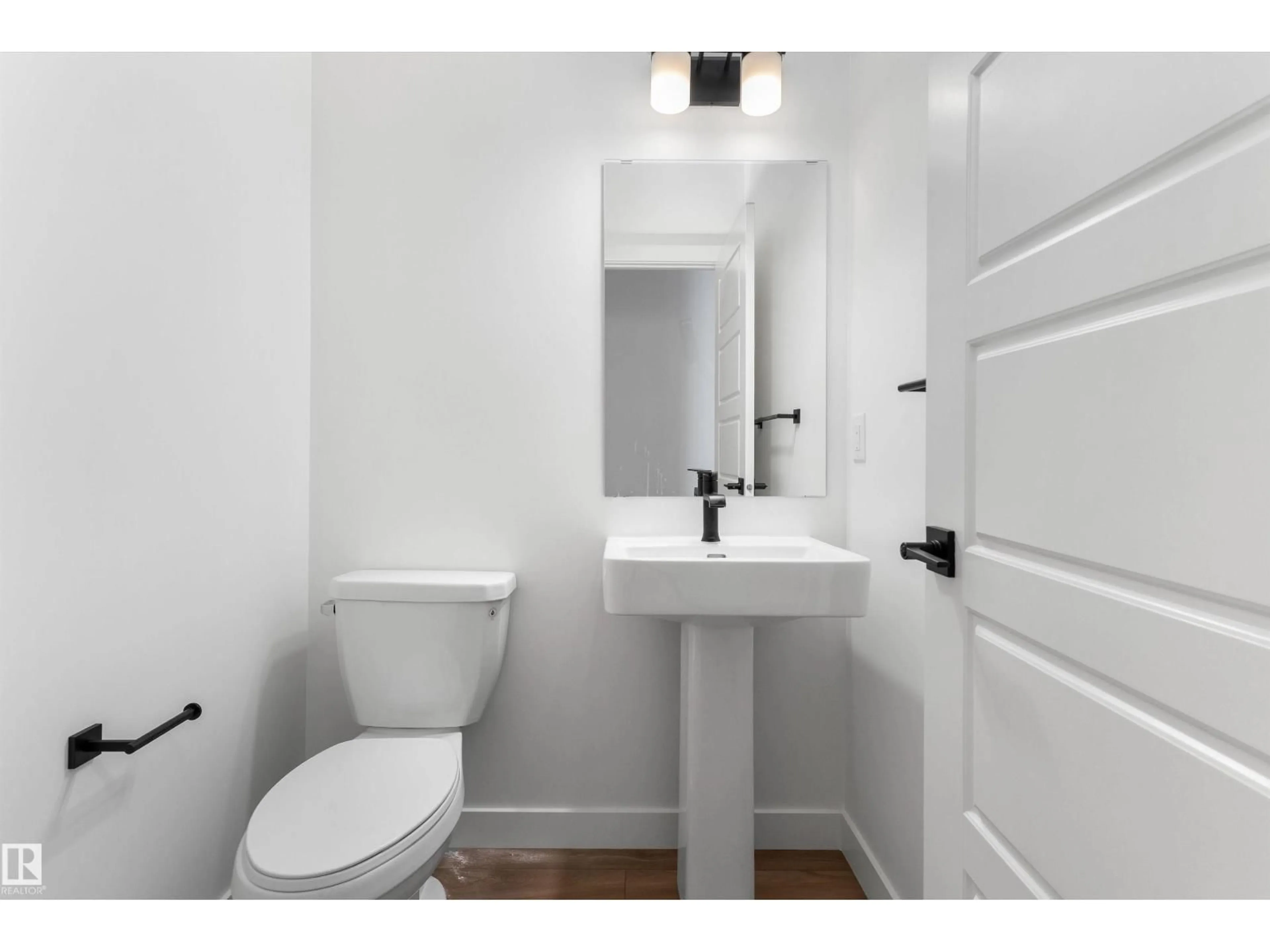 Standard bathroom, unknown for 748 ASTORIA WY, Devon Alberta T9G0M7