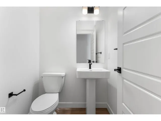 748 ASTORIA WY, Devon 4