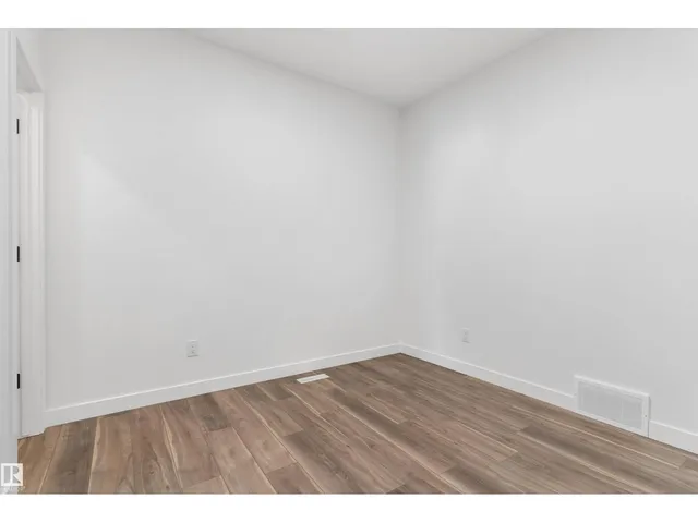 748 ASTORIA WY, Devon 5