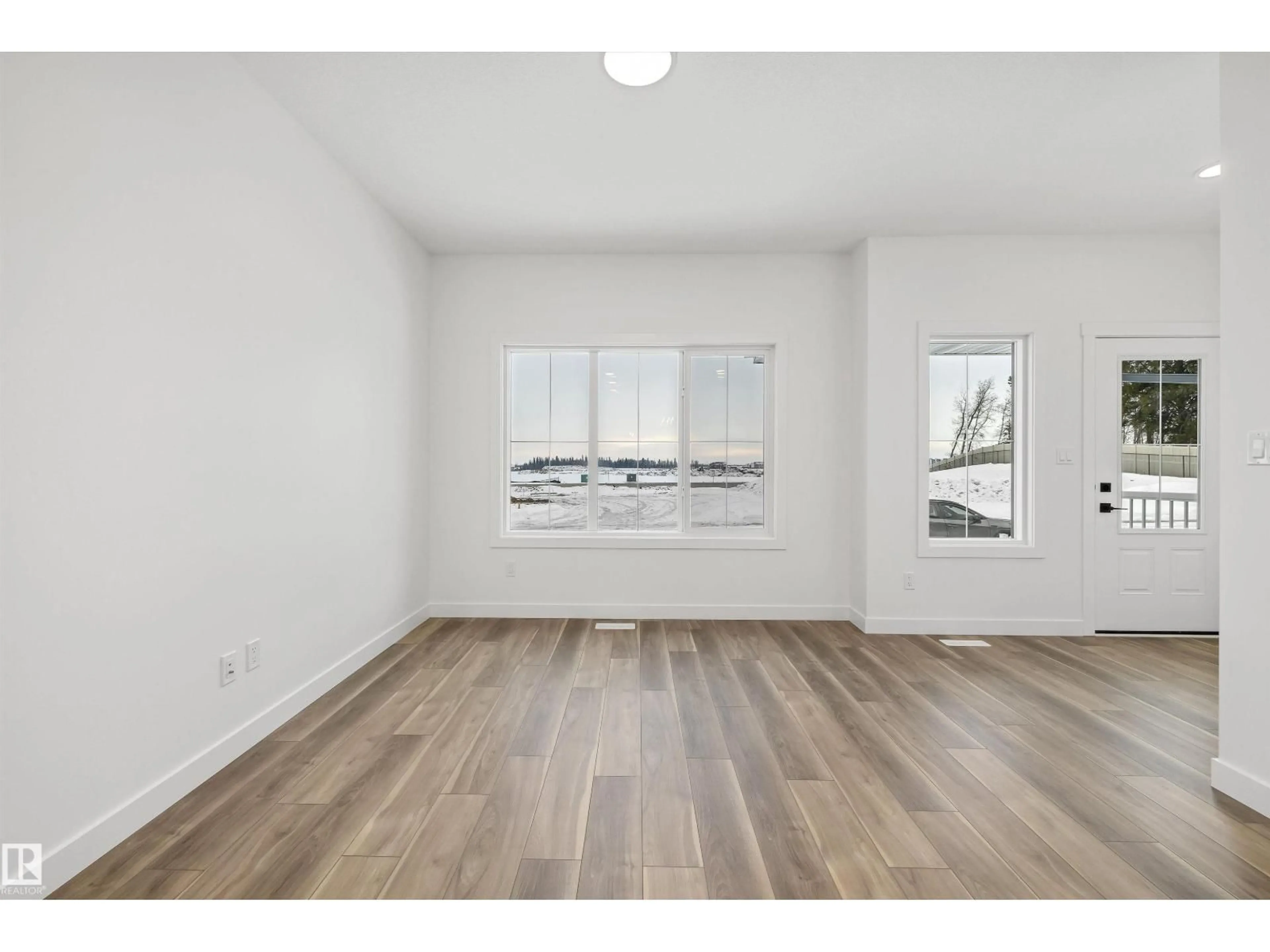 A pic of a room for 20820 40 AV, Edmonton Alberta T6M3G1