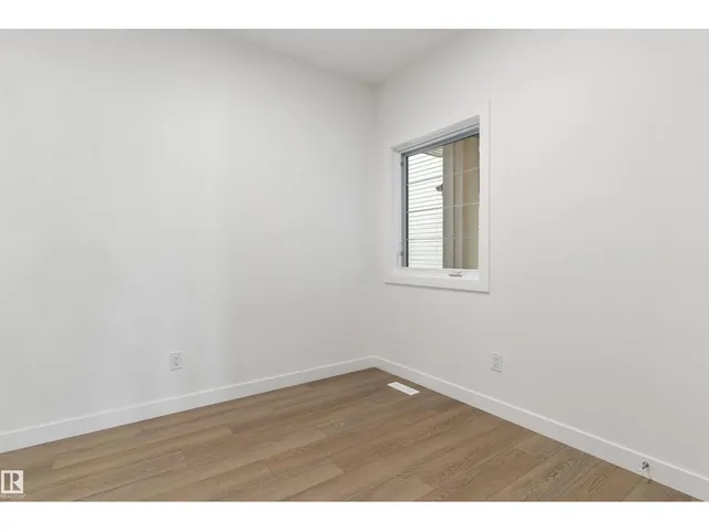 18927 28 AV, Edmonton 4