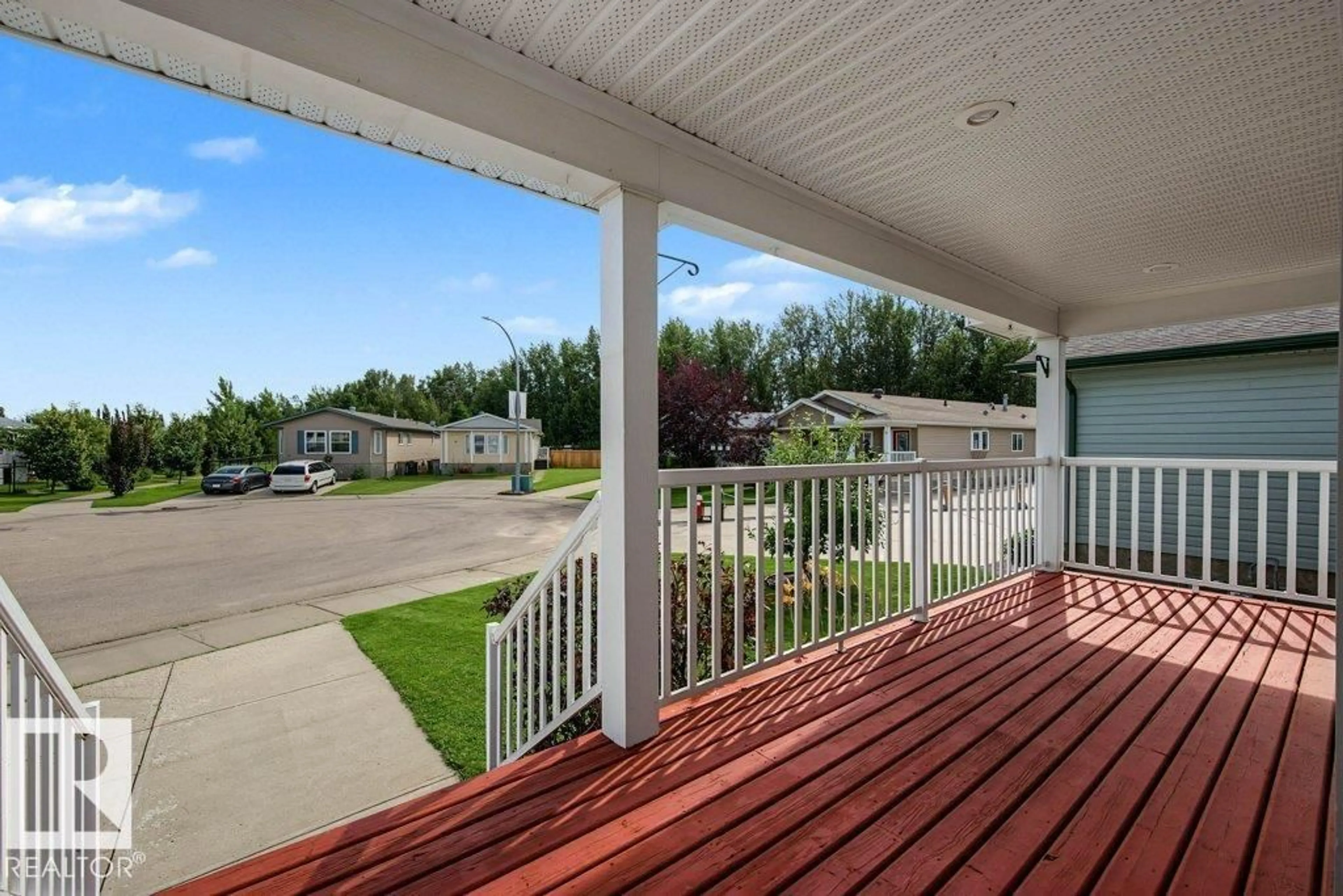Patio, water/lake/river/ocean view for 2 JUTLAND CR, Stony Plain Alberta T7Z0A3