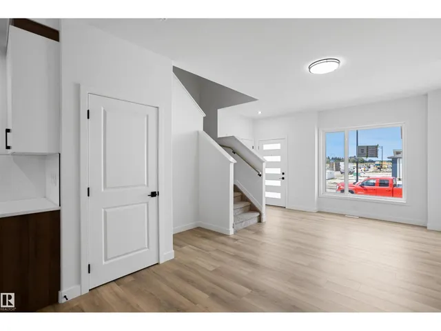 NW - 1547 211 ST, Edmonton 4