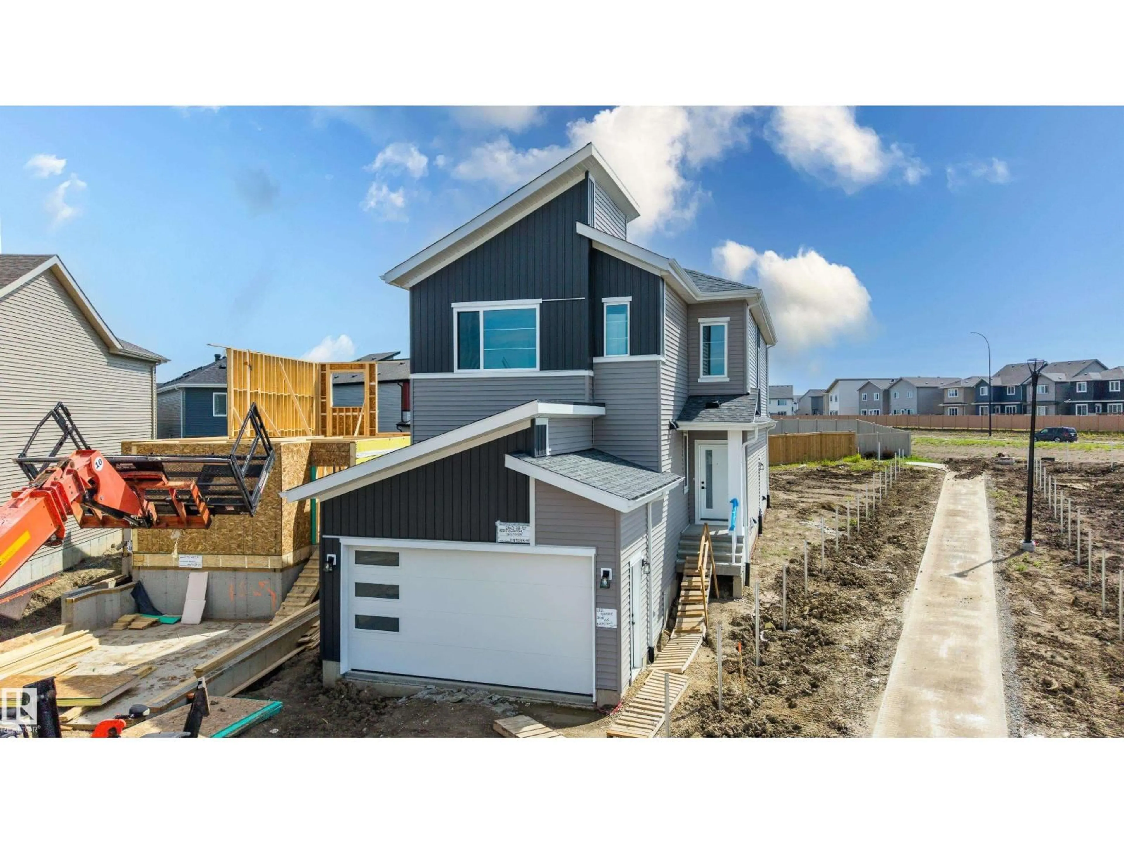 Home with vinyl exterior material, unknown for NW - 2403 209 ST, Edmonton Alberta T6M3L4