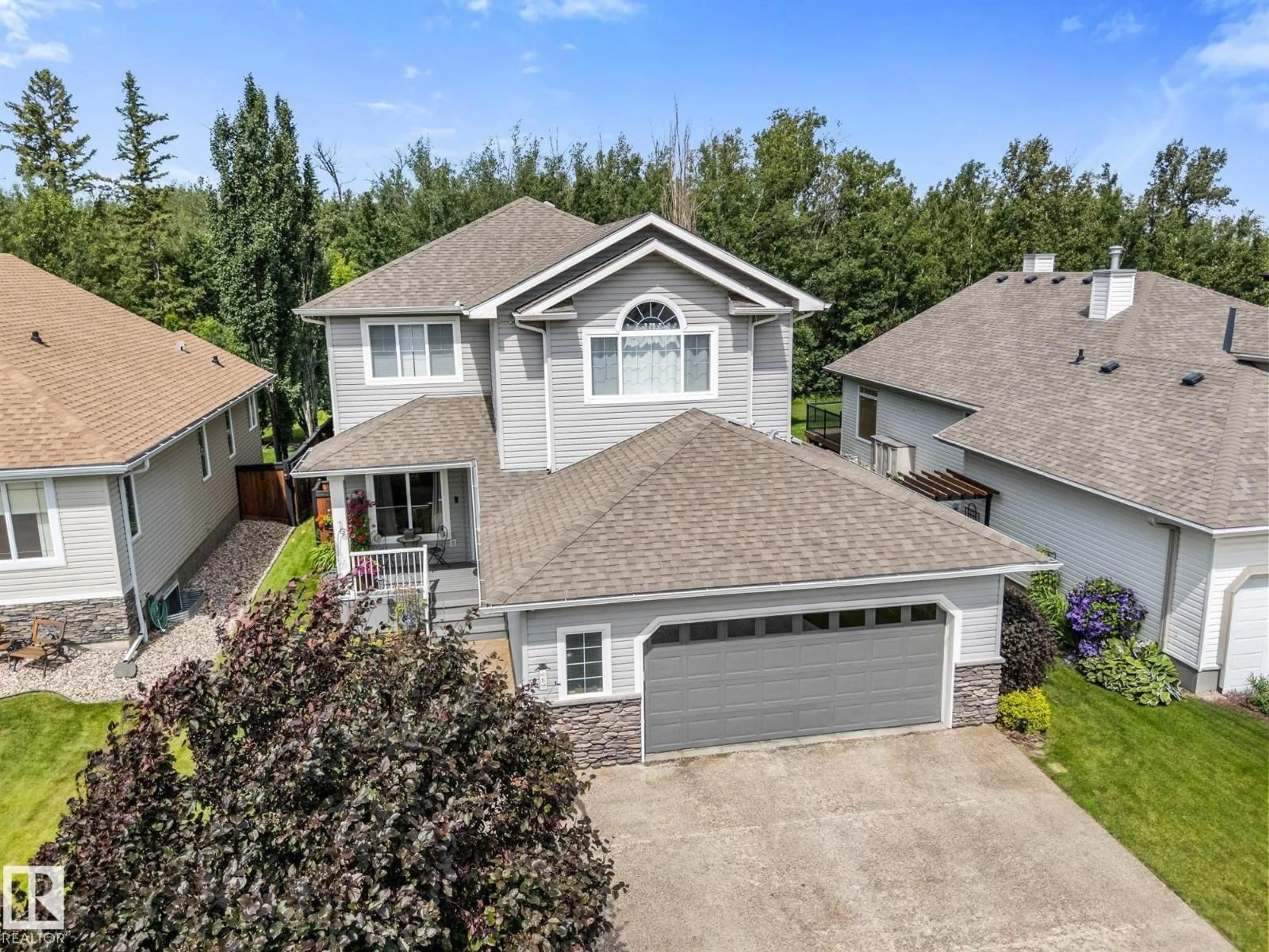 A pic from outside/outdoor area/front of a property/back of a property/a pic from drone, unknown for 8 DANFIELD PL, Spruce Grove Alberta T7X0A3