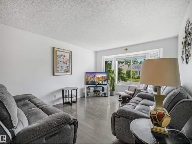 5749 189 ST, Edmonton 3