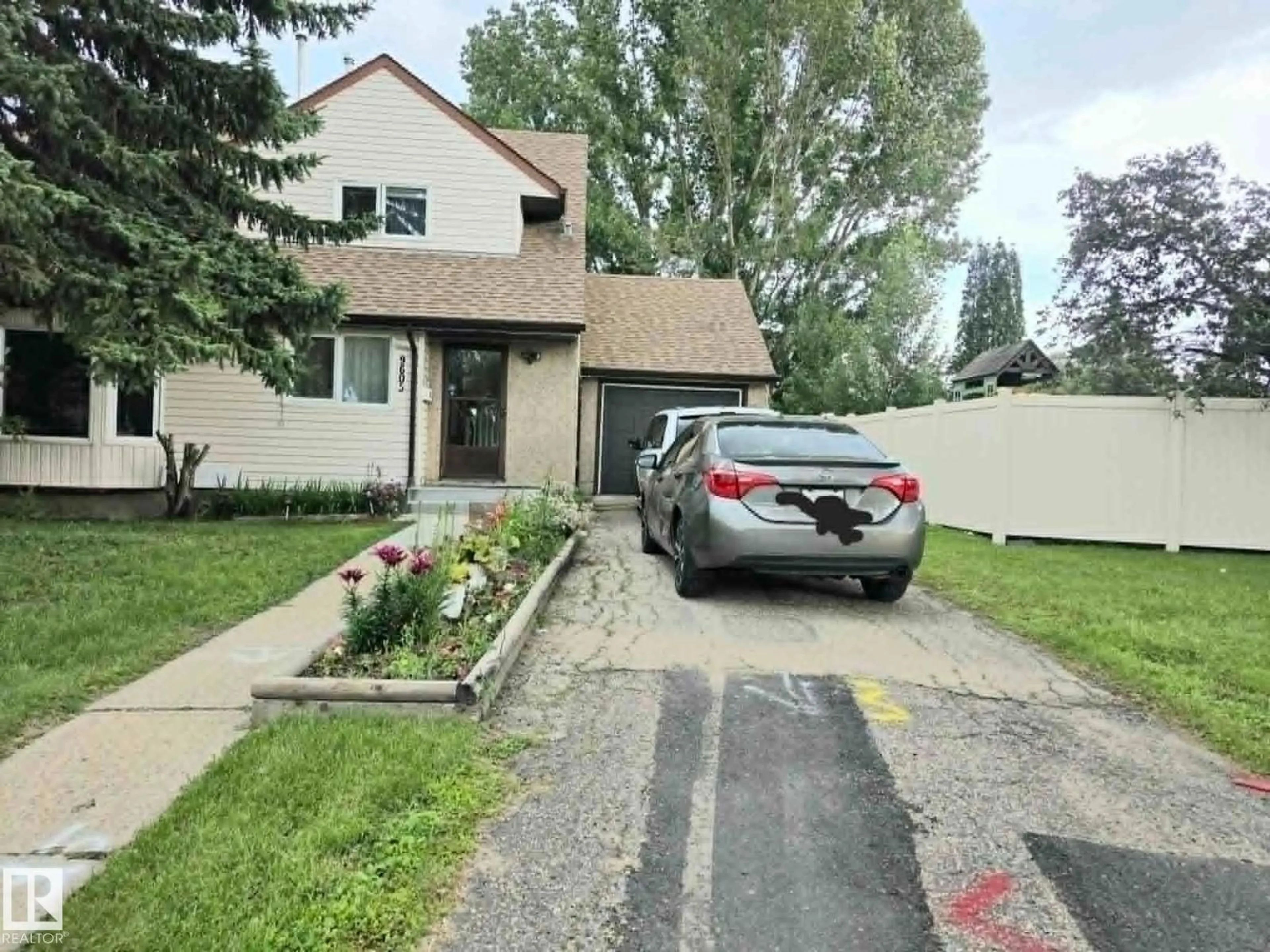 A pic from outside/outdoor area/front of a property/back of a property/a pic from drone, street for 9605 180 ST, Edmonton Alberta T5T2Z9