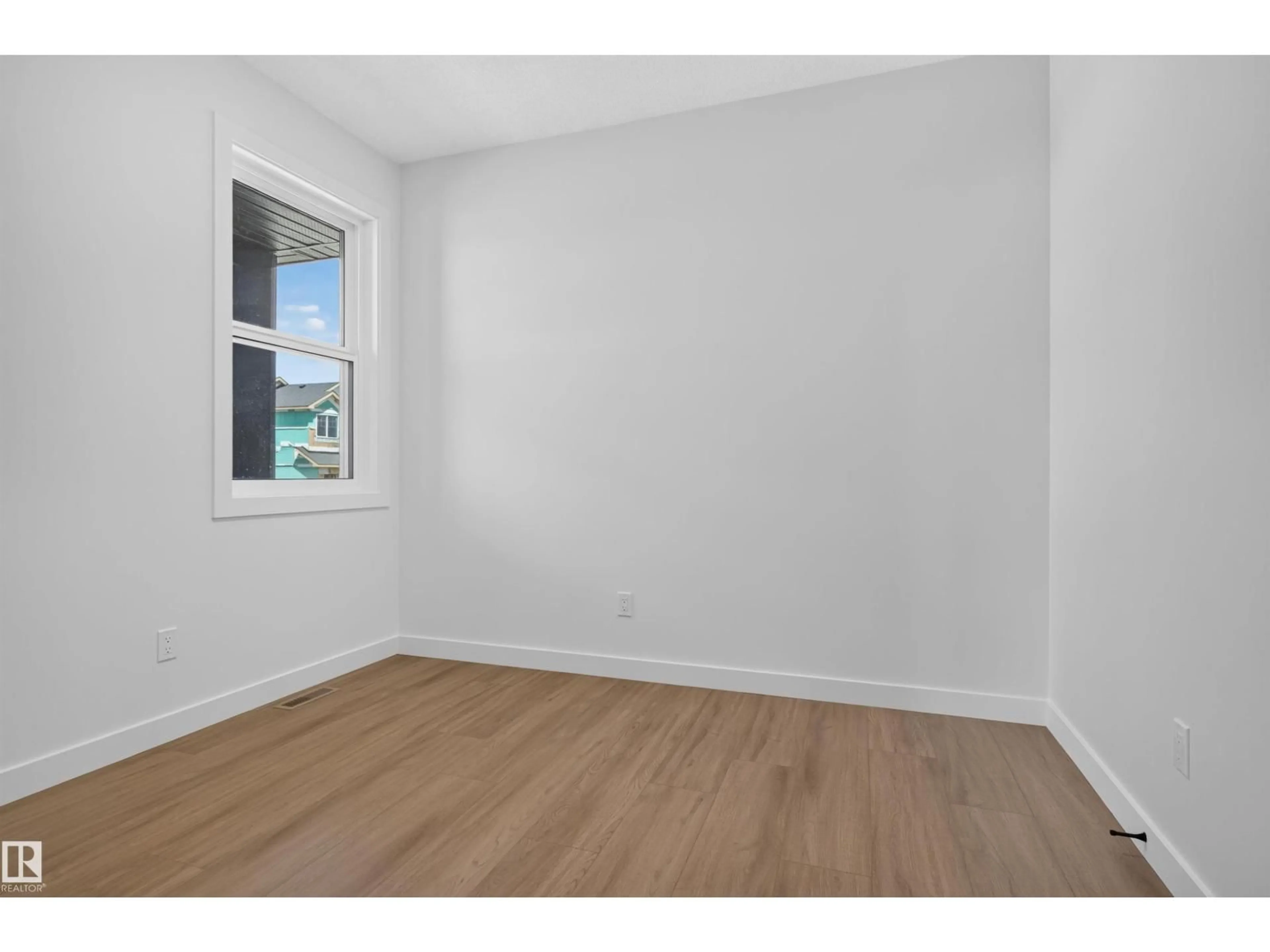 A pic of a room for 273 PATERSON LI, Edmonton Alberta T6W5V2
