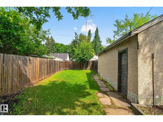 10508 67 AV, Edmonton 4