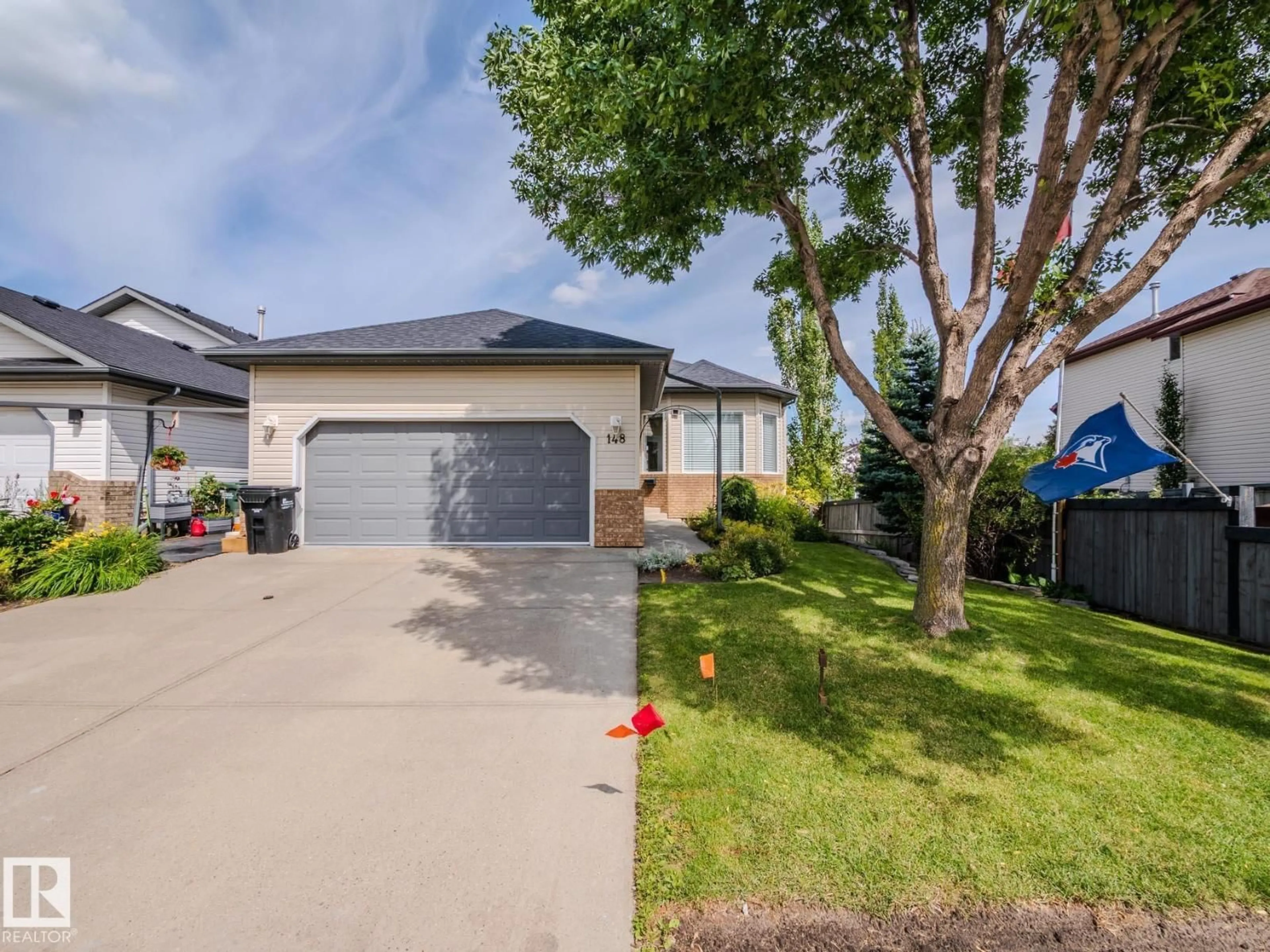 A pic from outside/outdoor area/front of a property/back of a property/a pic from drone, street for 148 FORREST DR, Sherwood Park Alberta T8A6A8