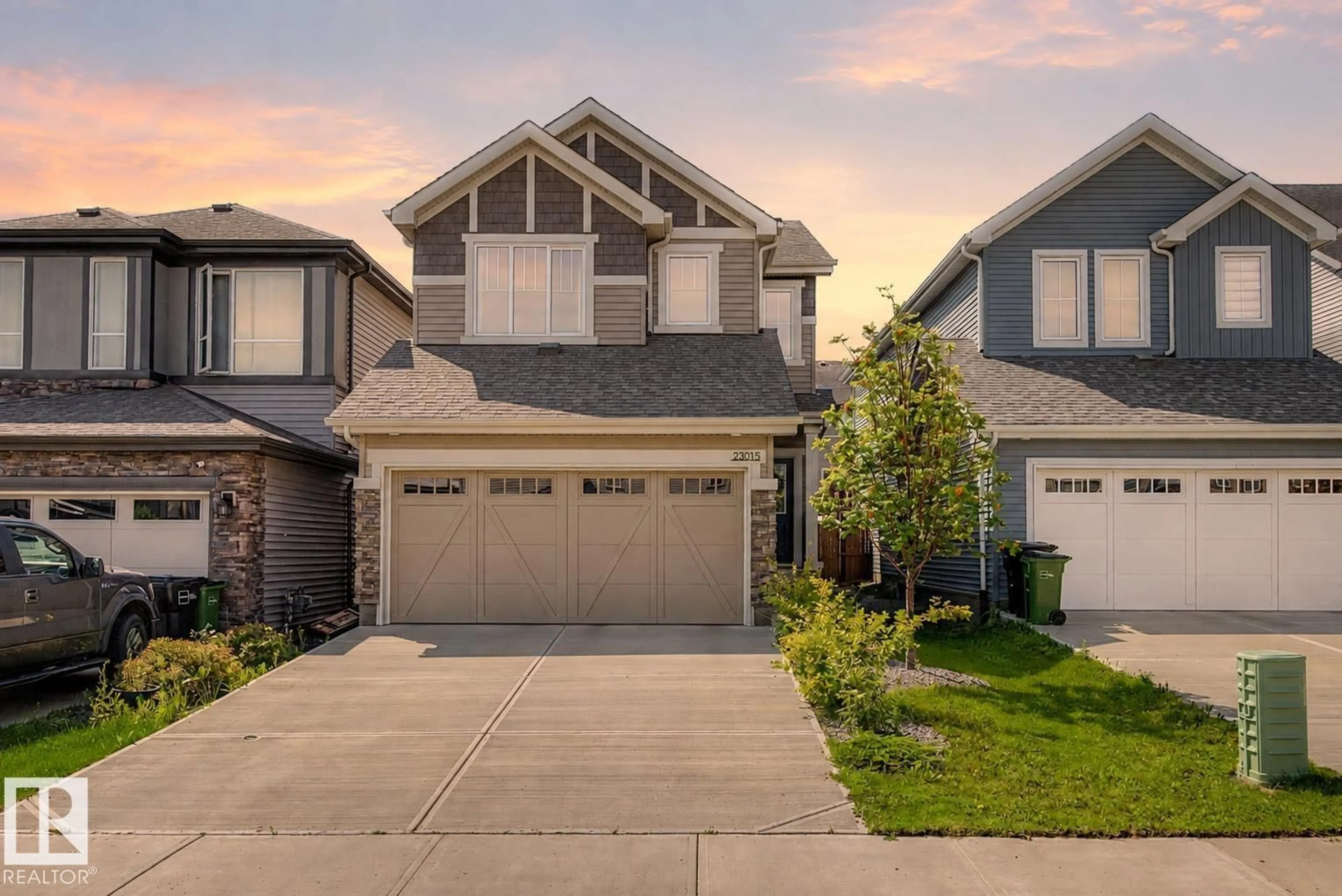 Unknown for 23015 96 AV, Edmonton Alberta T5T7R4