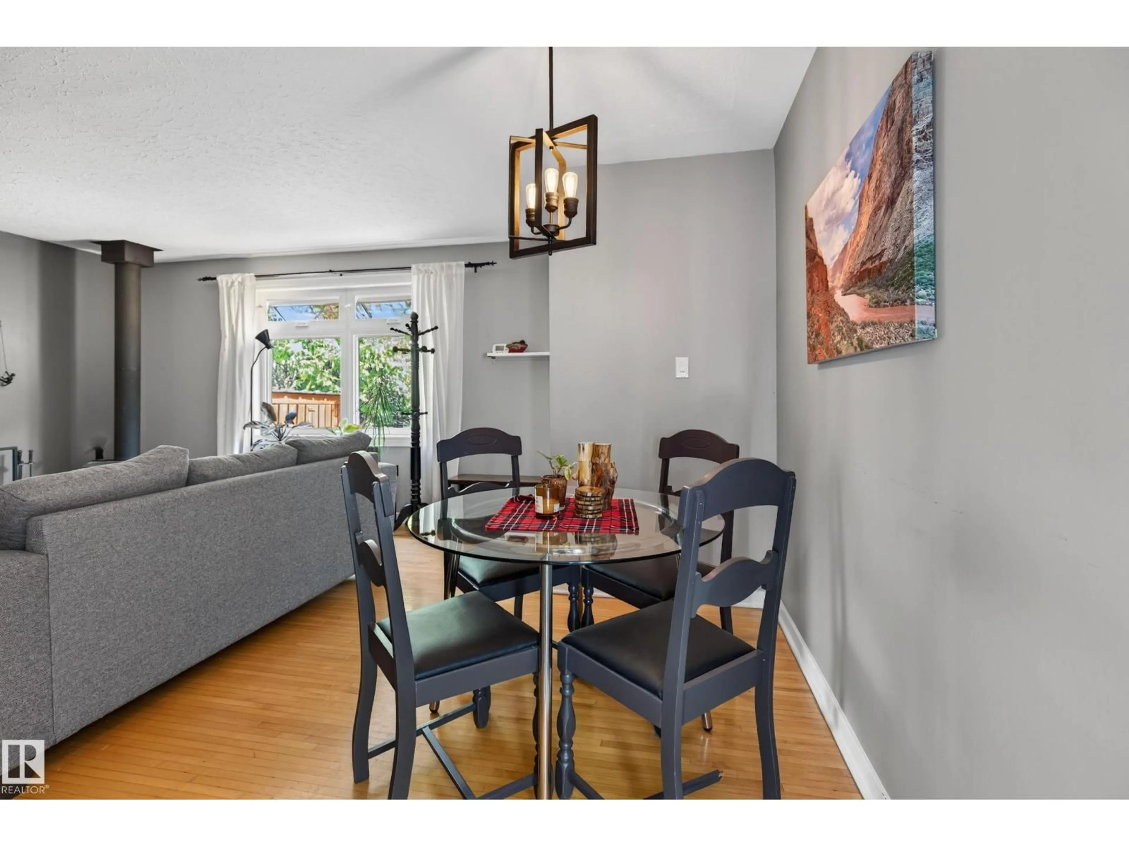 Dining room, wood/laminate floor for 6806 110 ST, Edmonton Alberta T6H3E7
