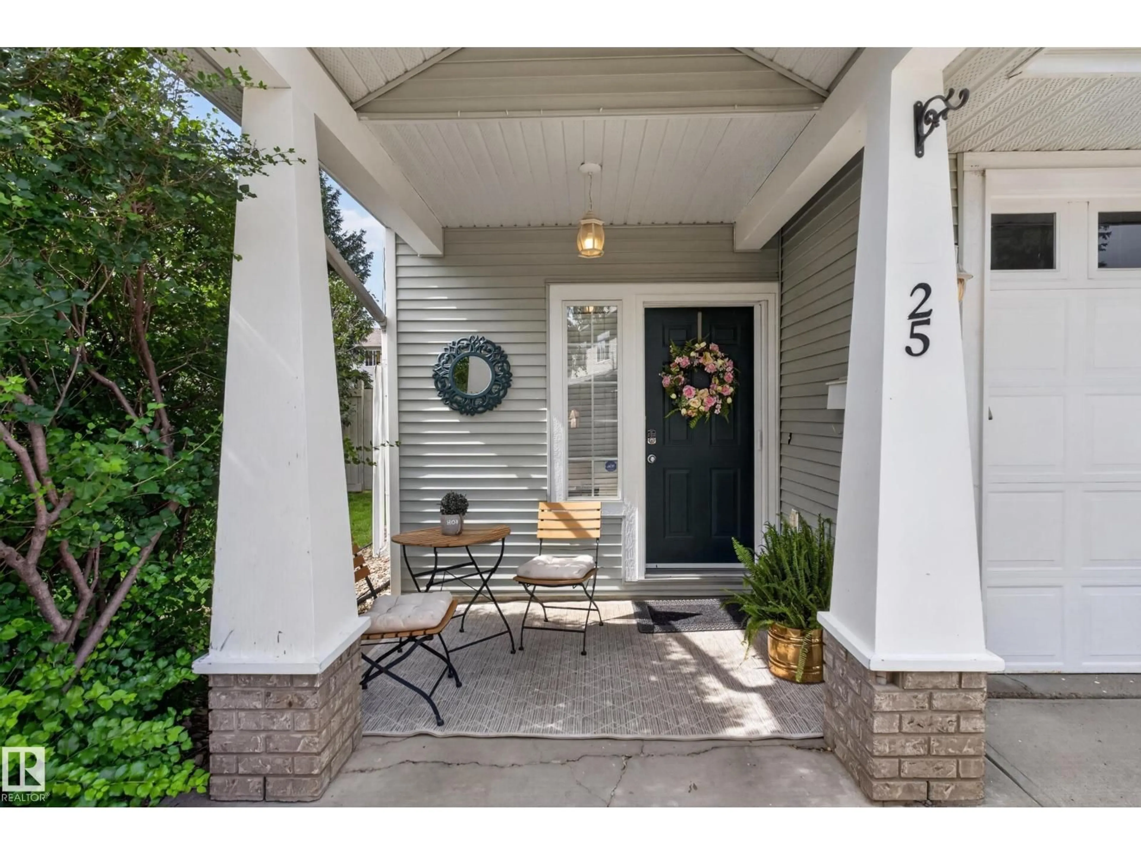 Indoor entryway for #25 - 200 ERIN RIDGE DR, St. Albert Alberta T8N7E2