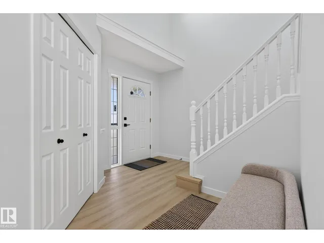 168 WARD CR, Edmonton 4