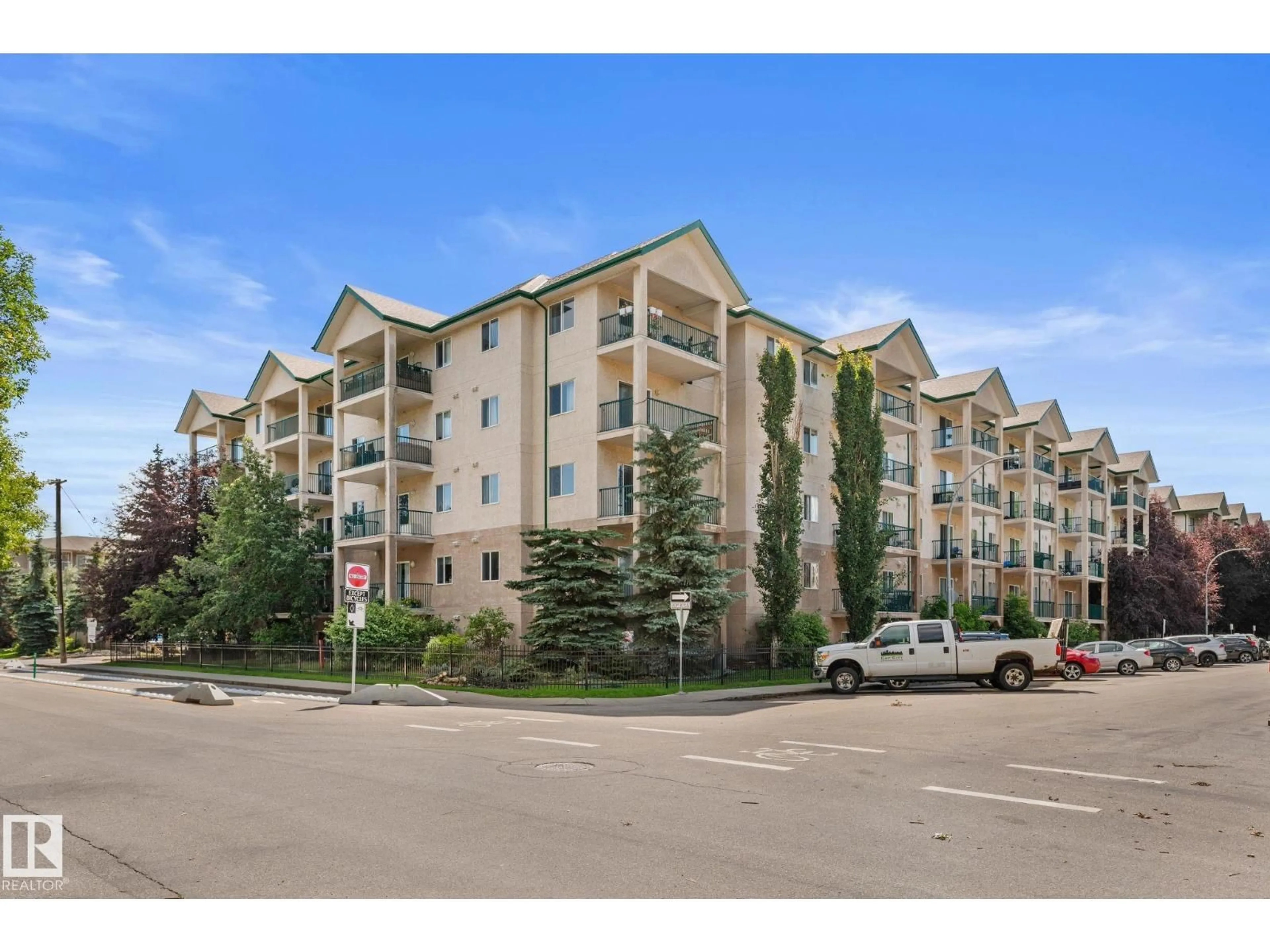 Unknown for #417 - 11325 83 ST, Edmonton Alberta T5B4W5