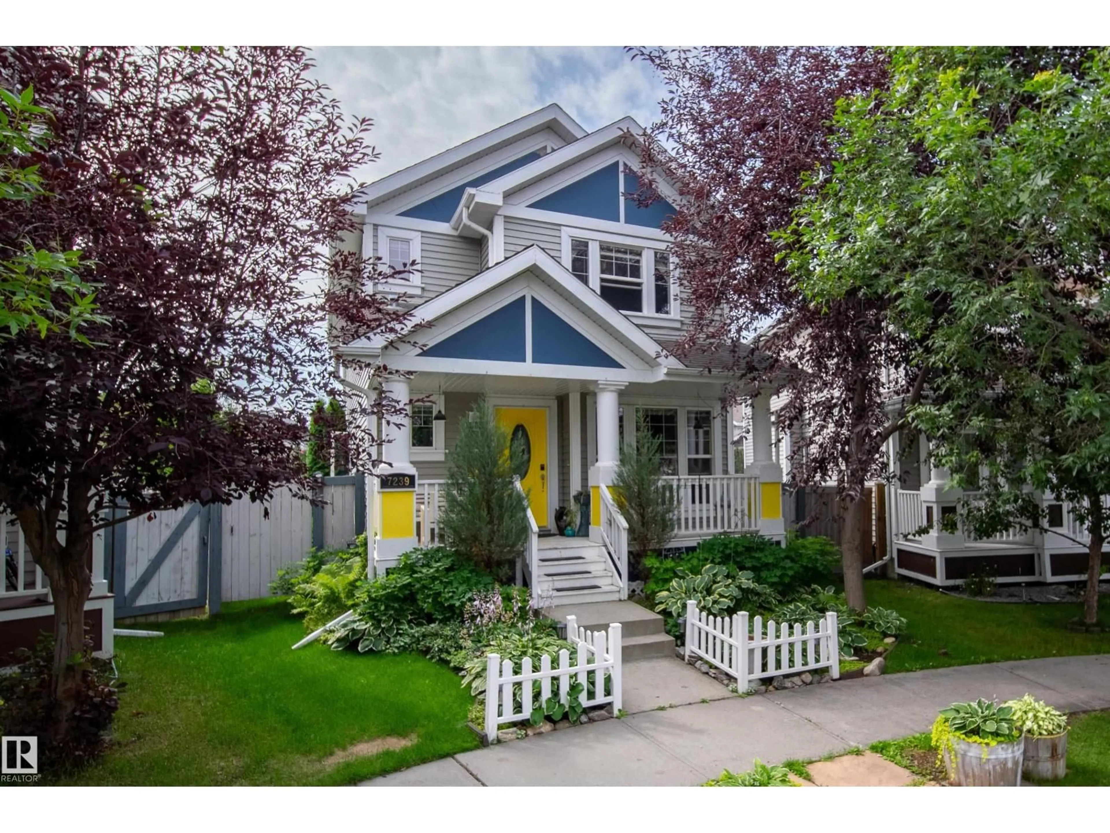 Home with vinyl exterior material, street for SW - 7239 21 AV, Edmonton Alberta T6X0L6