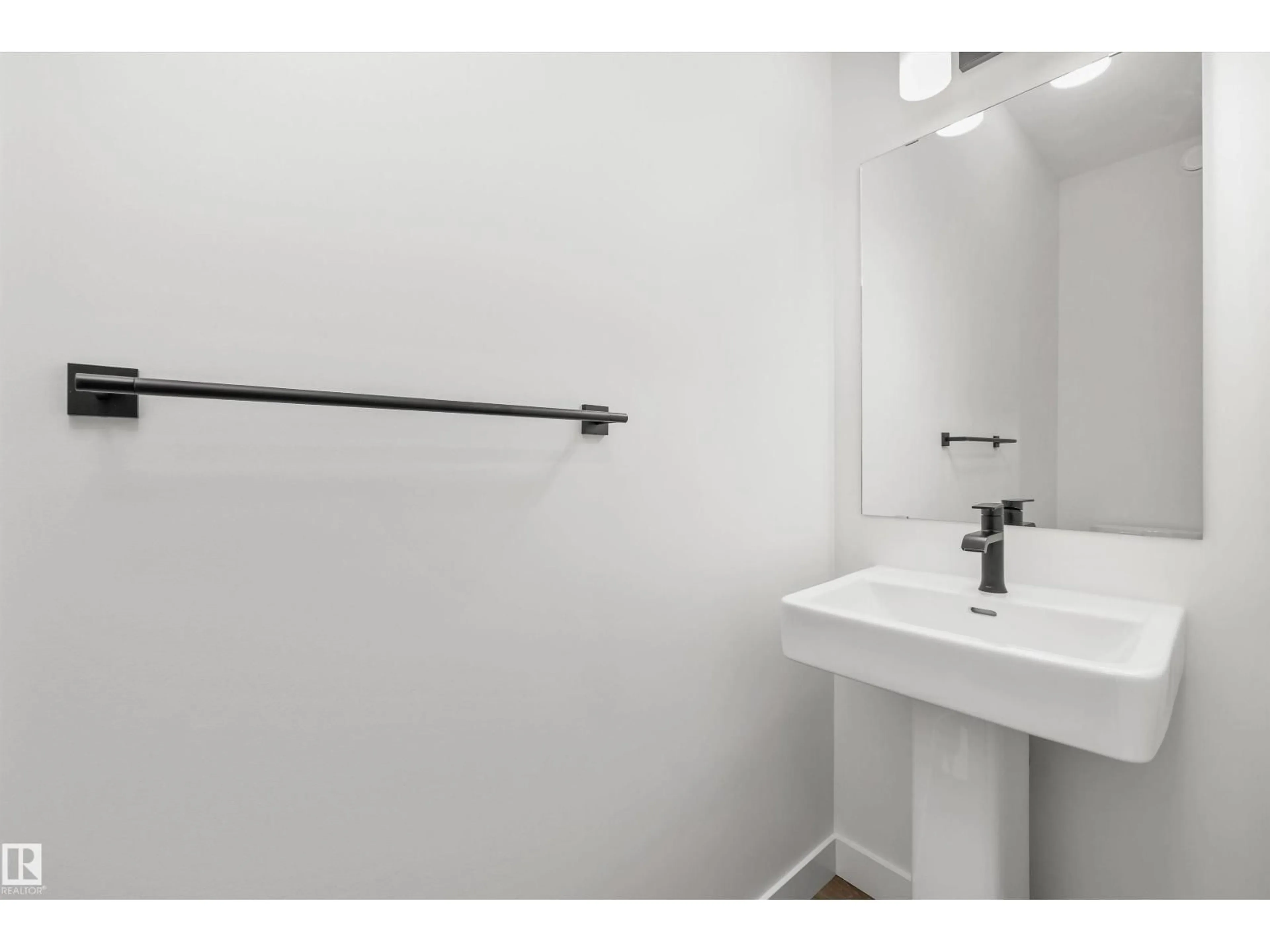 Standard bathroom, unknown for NE - 17623 7 ST, Edmonton Alberta T5Y4K3