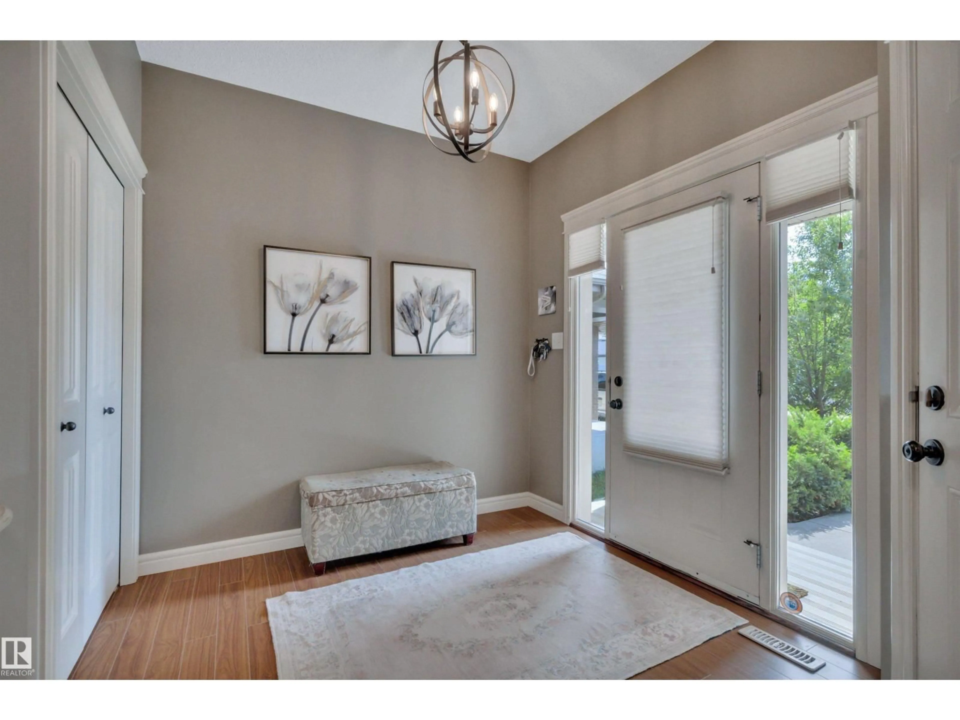 Indoor entryway for 2289 AUSTIN WY, Edmonton Alberta T6W0L5