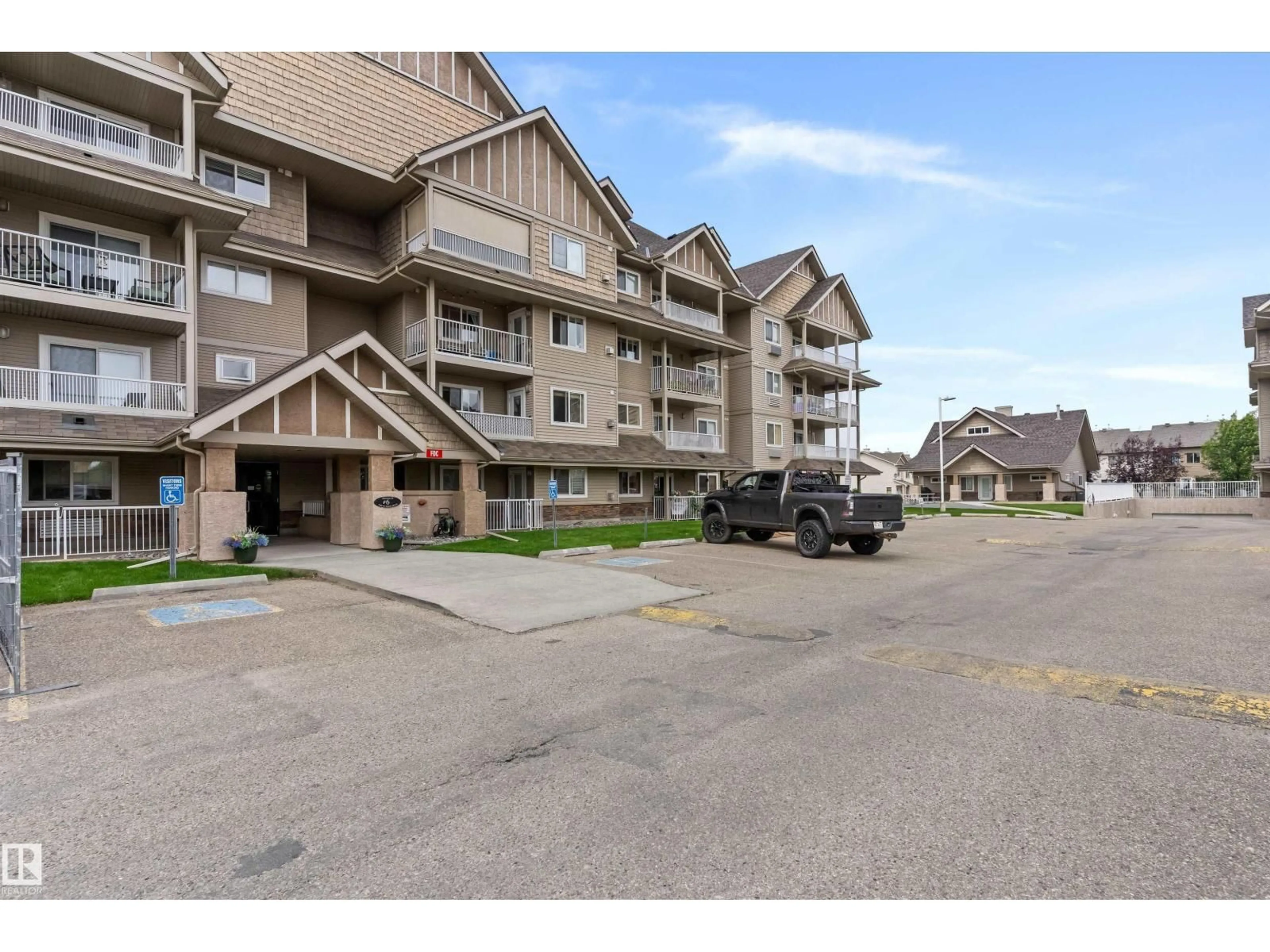 Unknown for 305A SPRUCE RIDGE DR, Spruce Grove Alberta T7X4M5