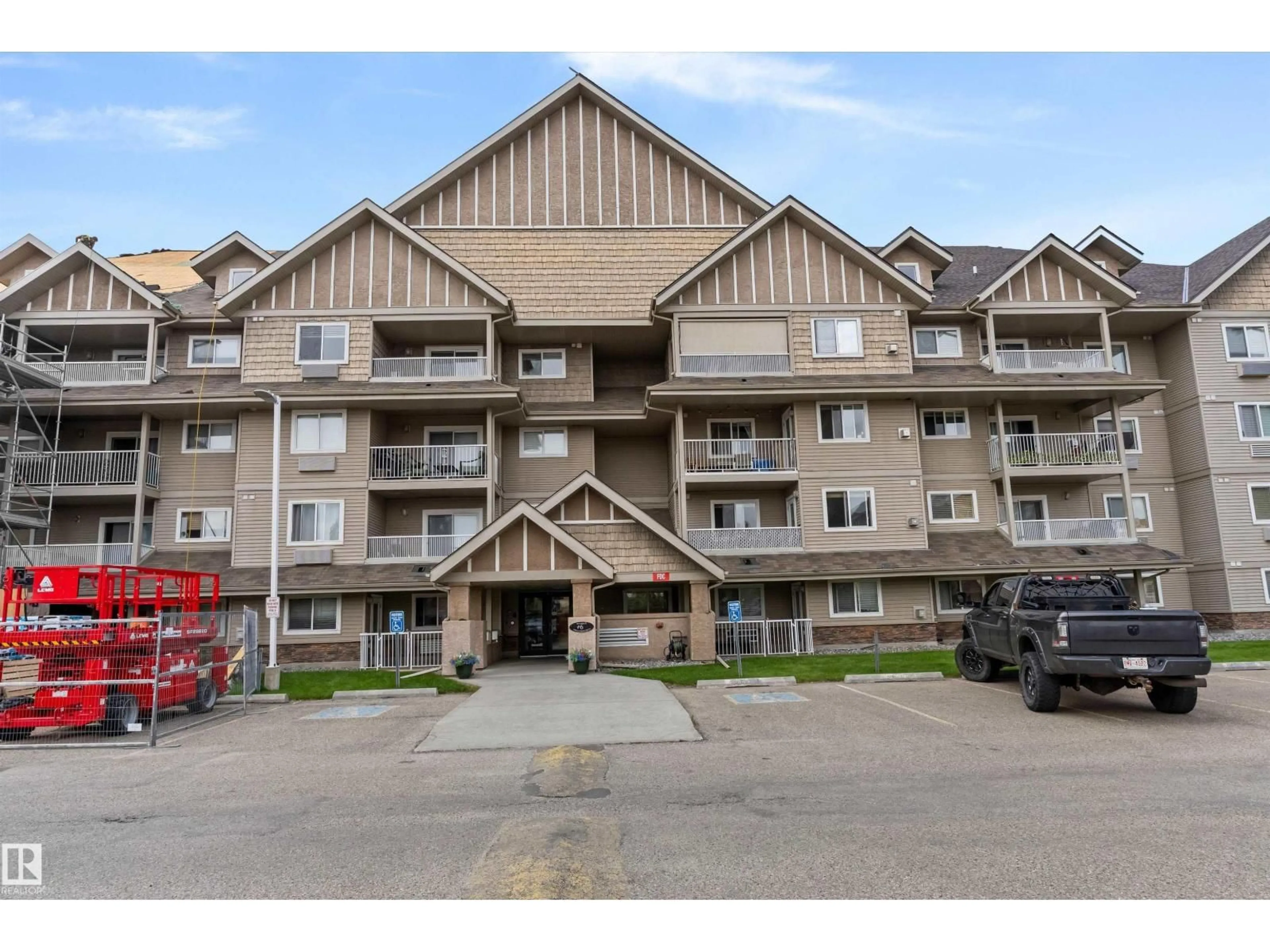 Unknown for 305A SPRUCE RIDGE DR, Spruce Grove Alberta T7X4M5