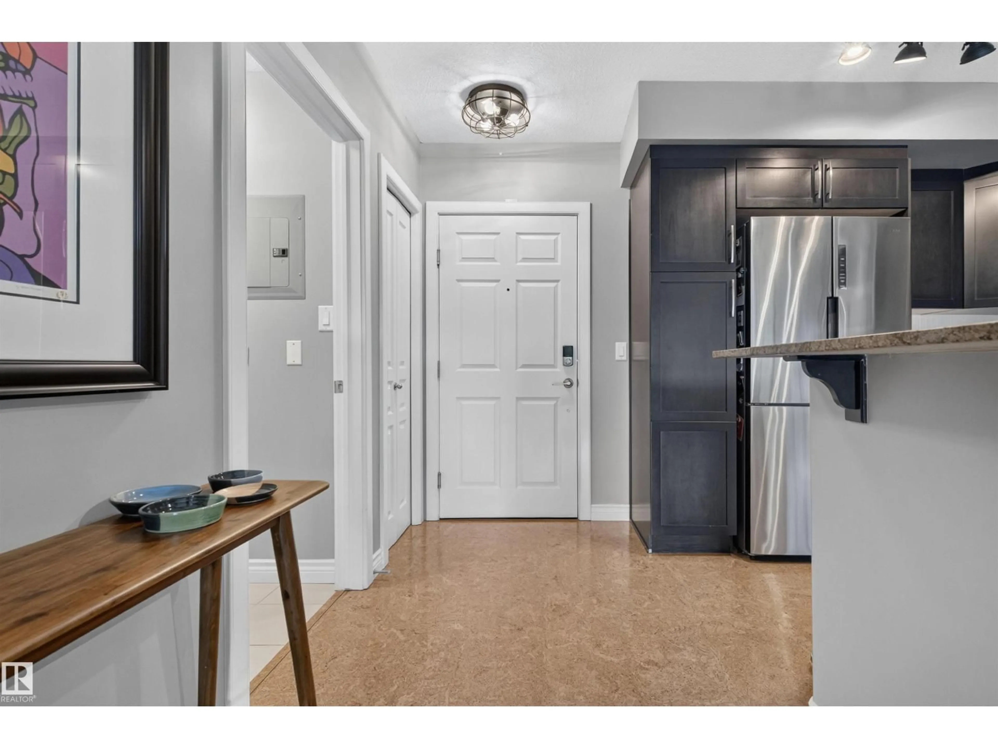 Indoor entryway for #301 - 9603 98 AV, Edmonton Alberta T6C2E2