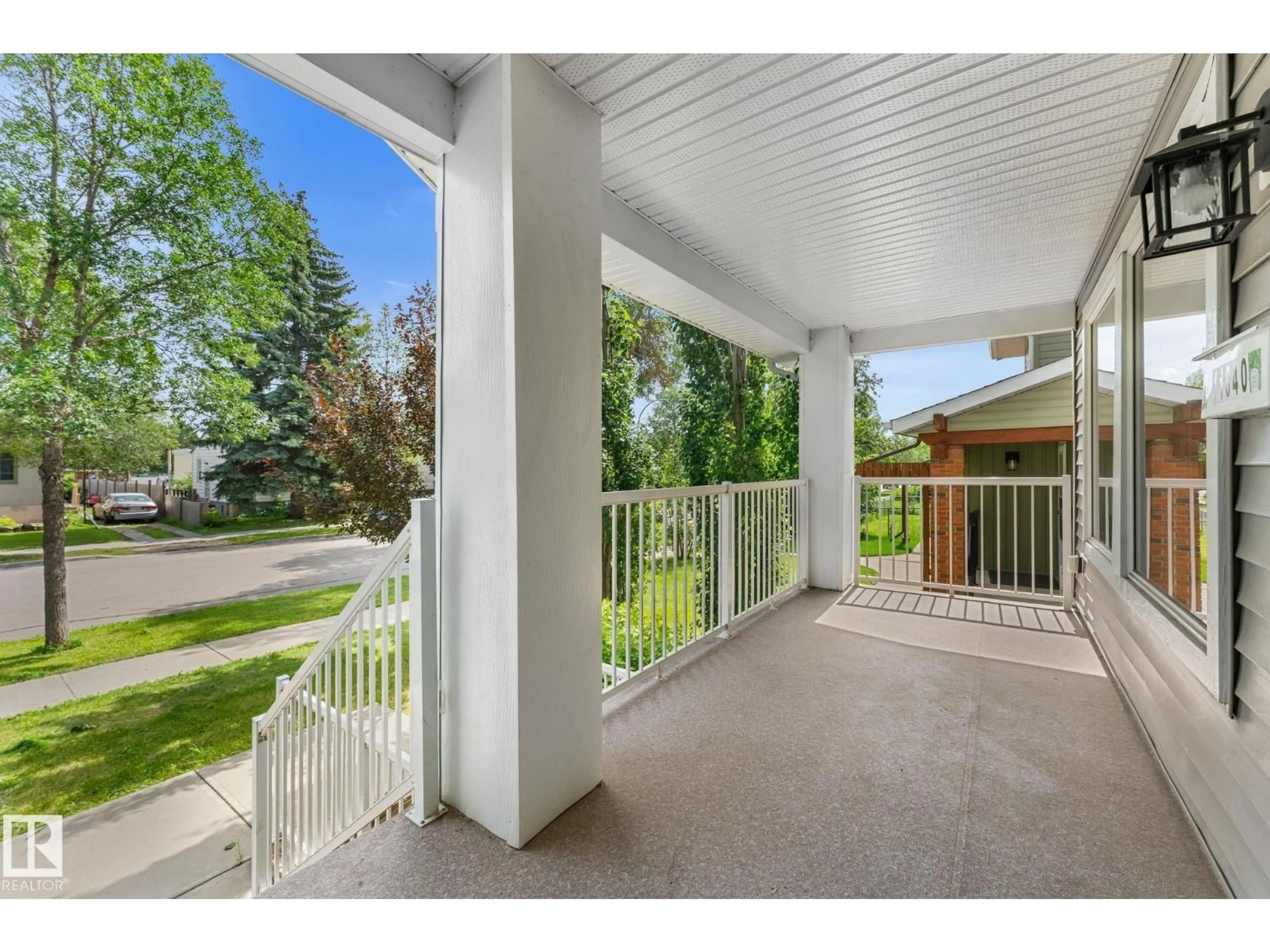 Patio, street for 11840 122 ST, Edmonton Alberta T5L0C2