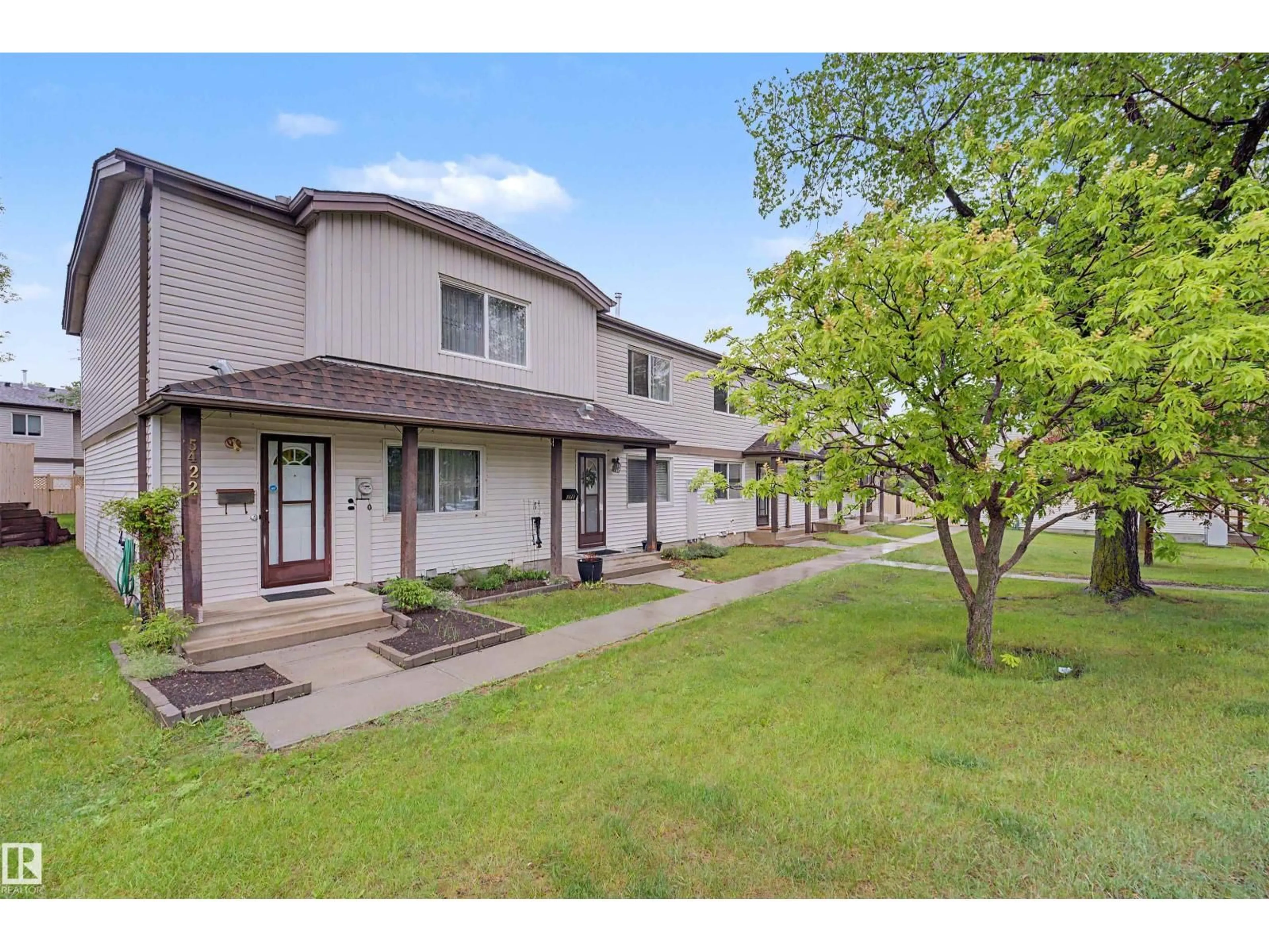 A pic from outside/outdoor area/front of a property/back of a property/a pic from drone, street for 5420 146 AV, Edmonton Alberta T5A4L6