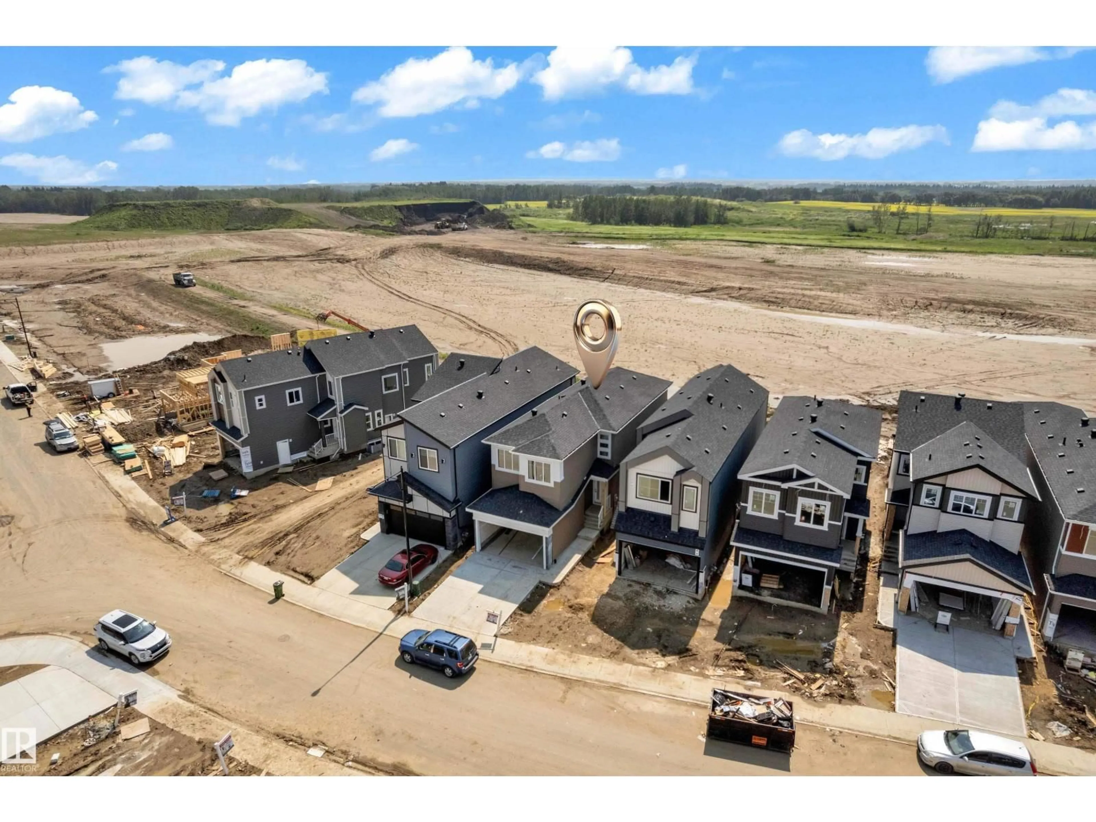 A pic from outside/outdoor area/front of a property/back of a property/a pic from drone, unknown for SW - 4607 18 AVE, Edmonton Alberta T6X1A4