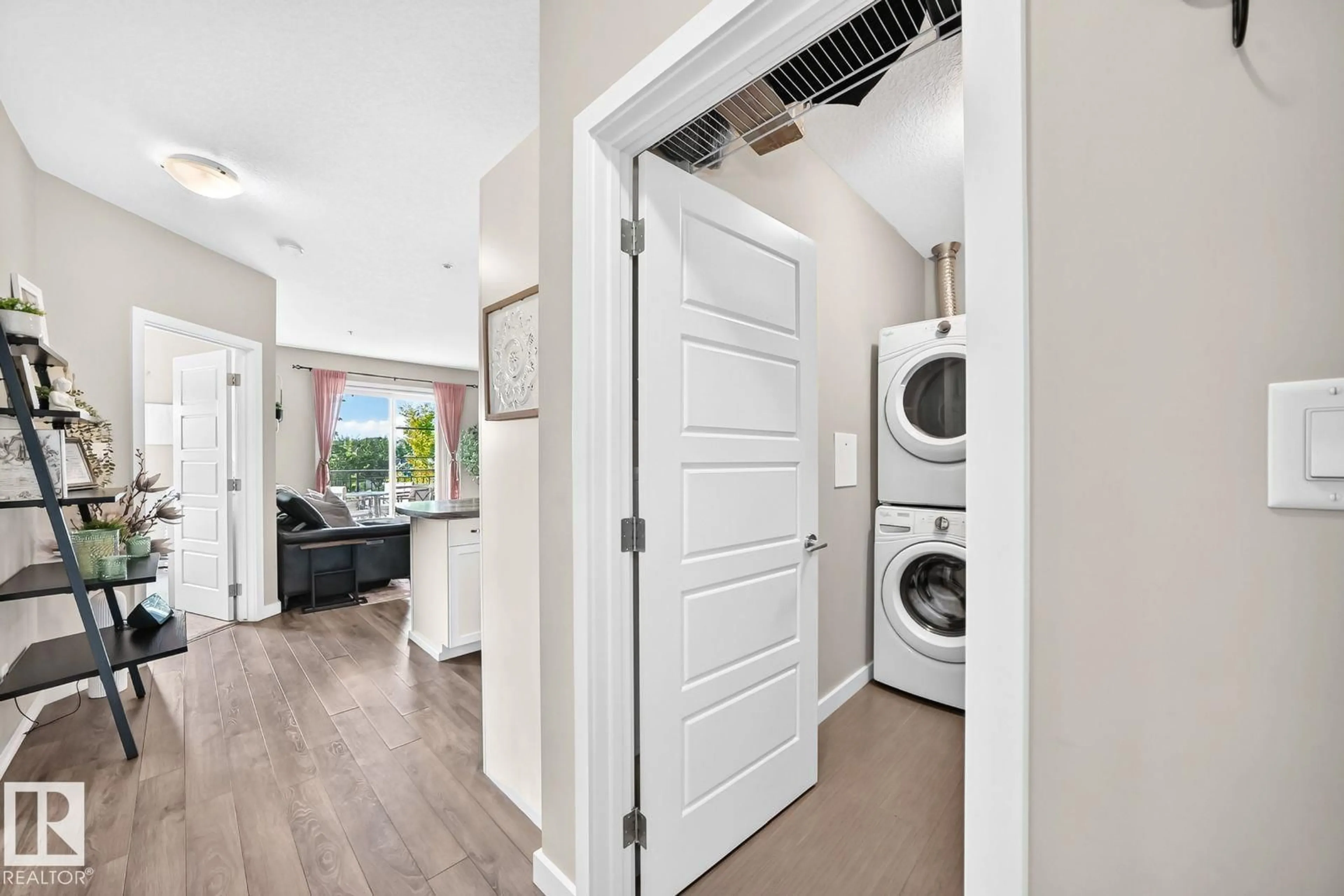 Laundry room for 238 - 1008 ROSENTHAL BV, Edmonton Alberta T5T7J4