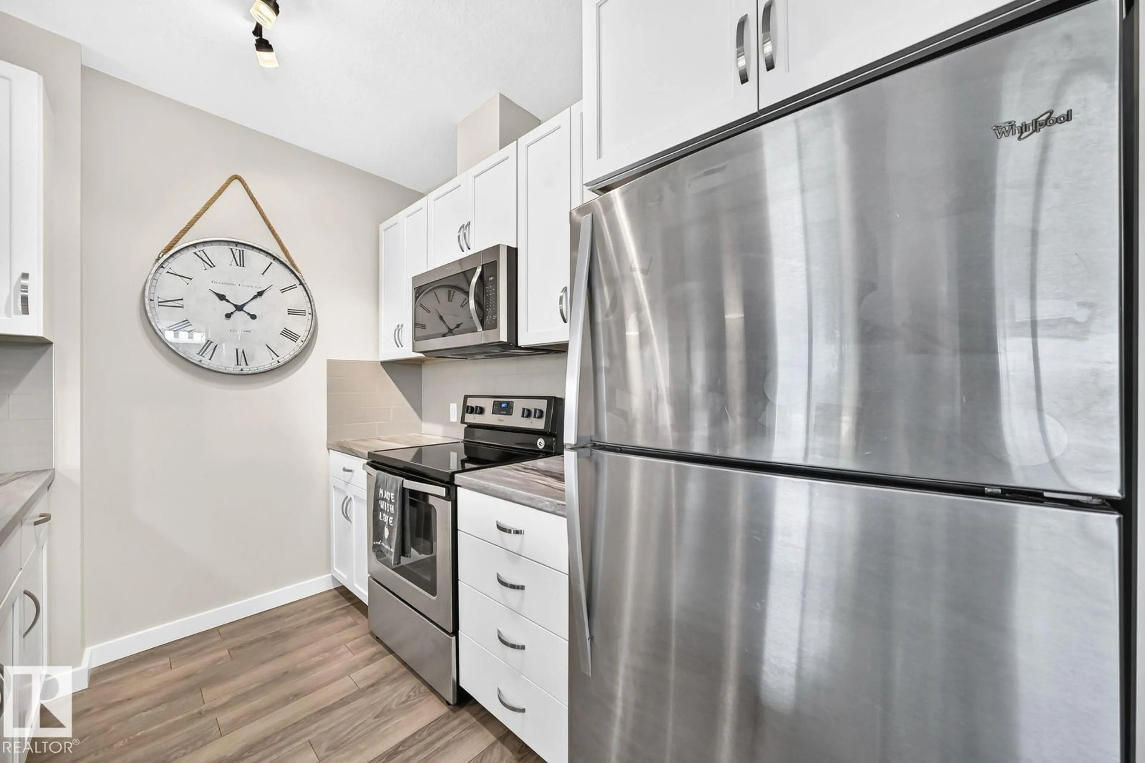 Standard kitchen, unknown for 238 - 1008 ROSENTHAL BV, Edmonton Alberta T5T7J4