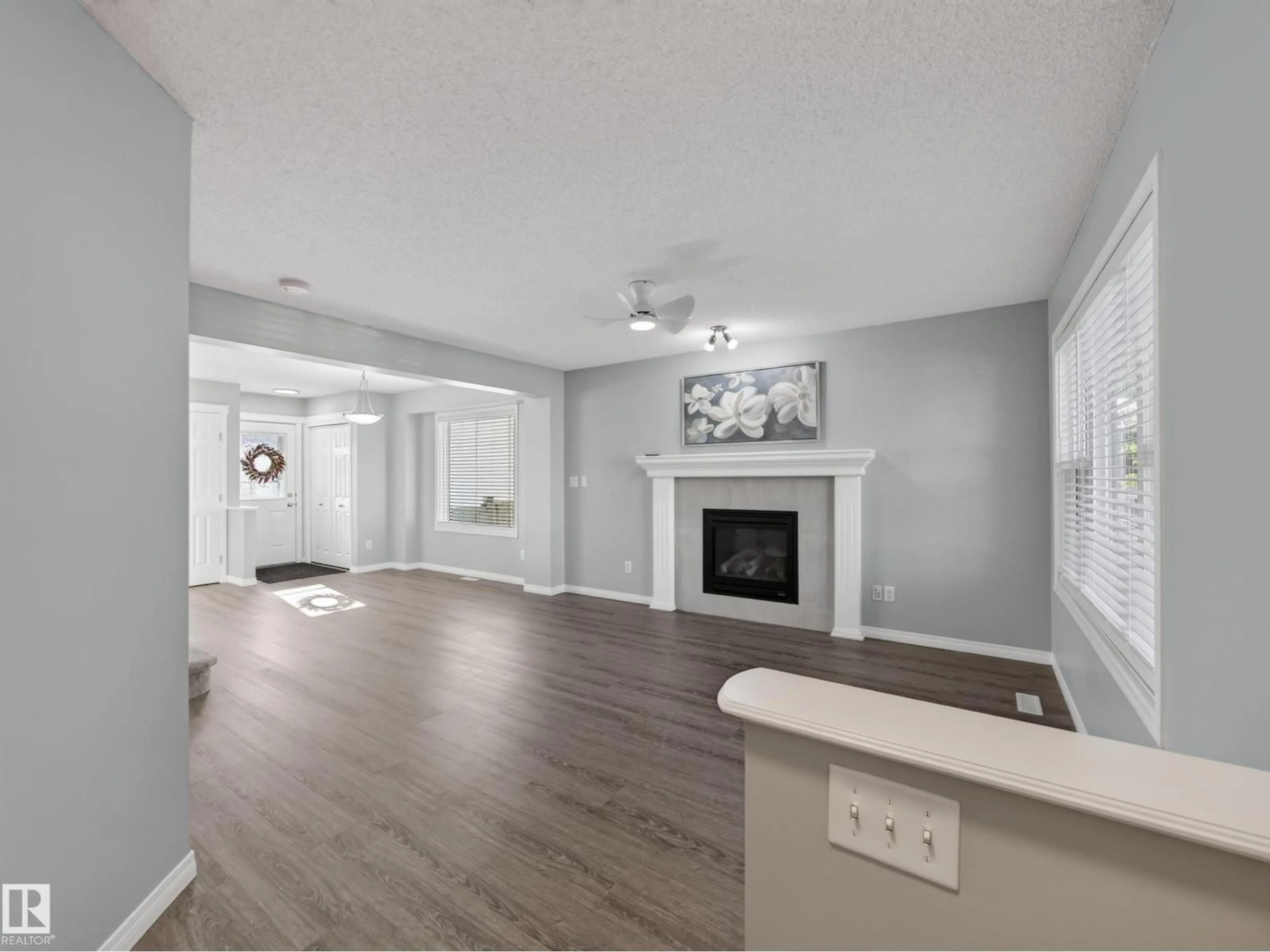 Living room with furniture, unknown for 7835 SCHMID PL, Edmonton Alberta T6R0K5