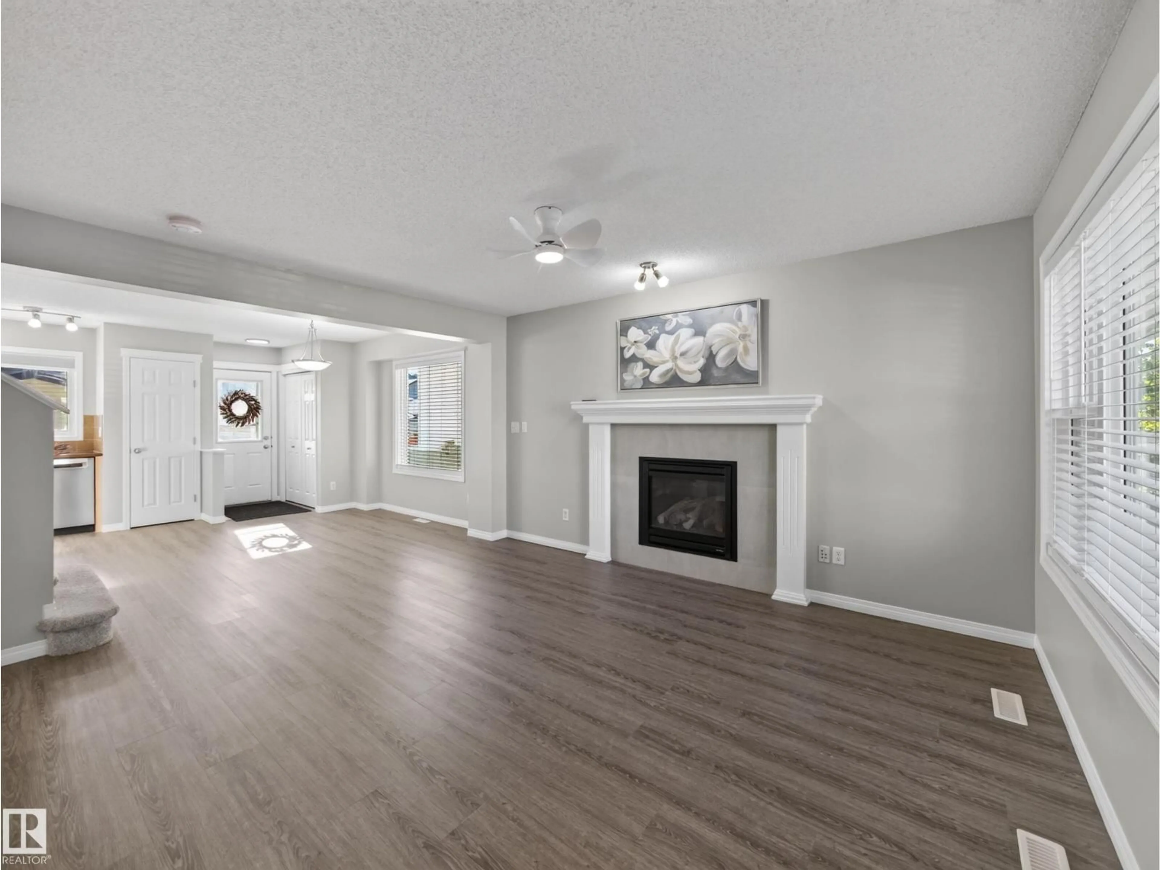 Living room with furniture, unknown for 7835 SCHMID PL, Edmonton Alberta T6R0K5