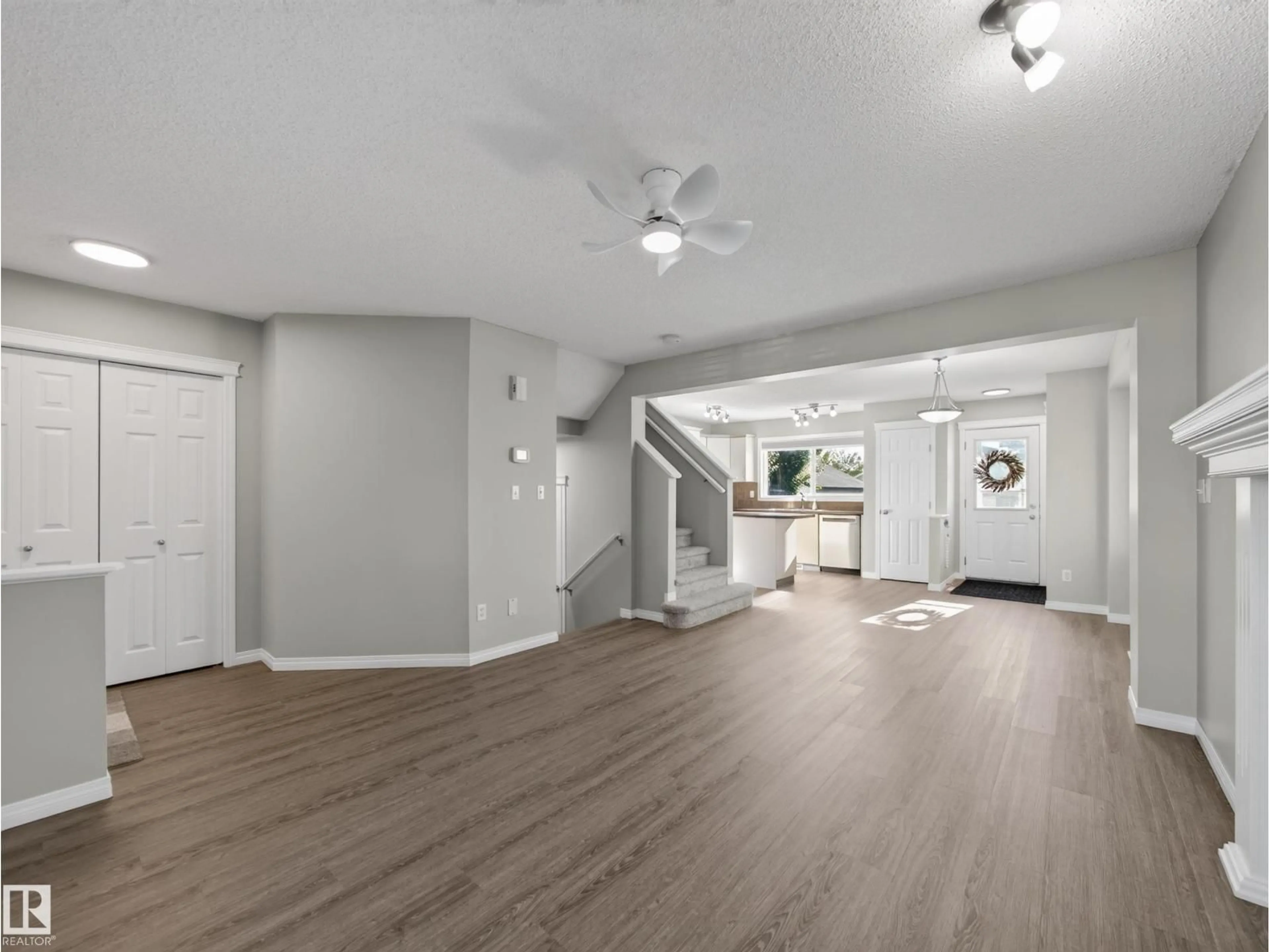 Unknown for 7835 SCHMID PL, Edmonton Alberta T6R0K5