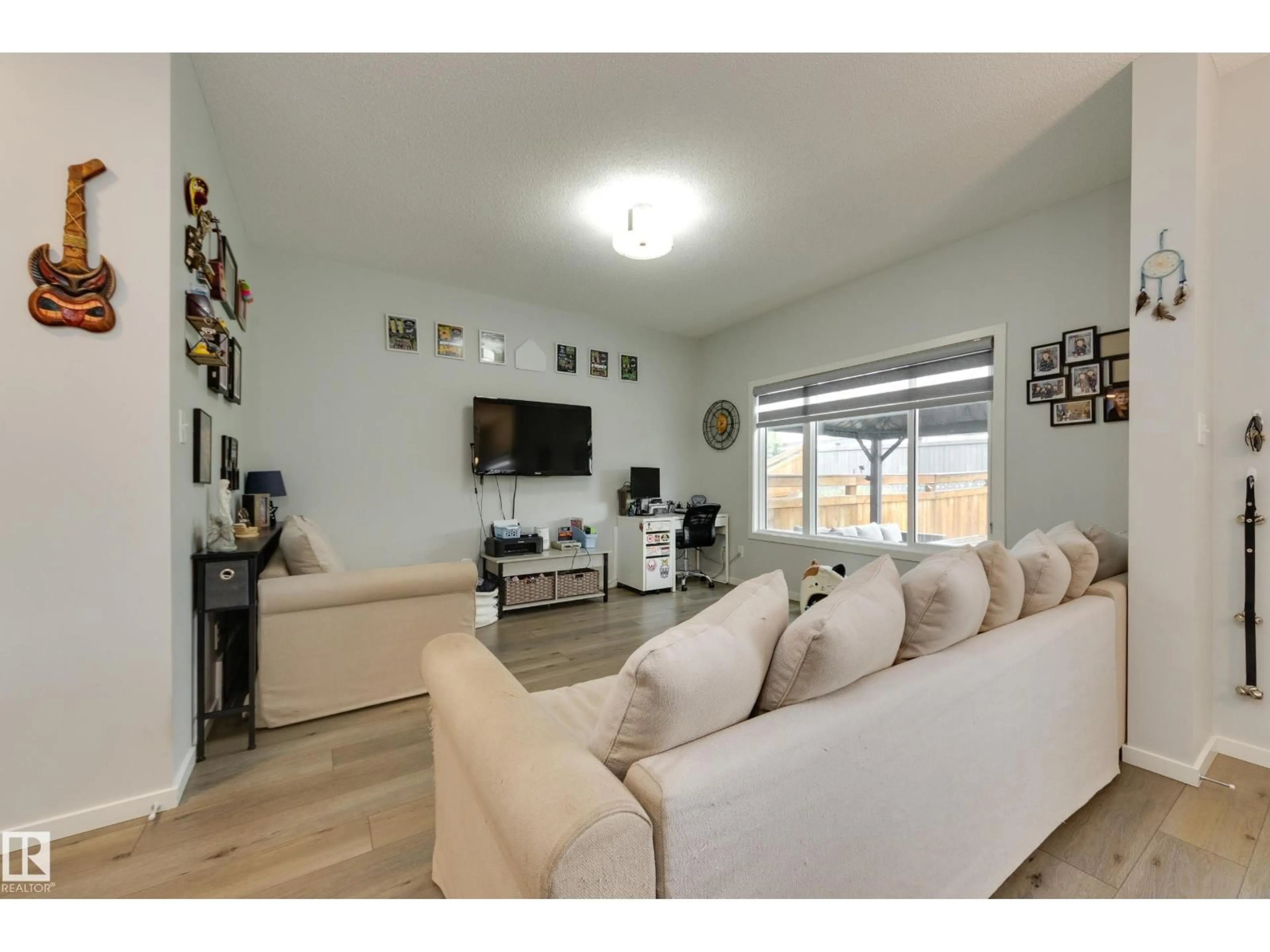 Living room with furniture, unknown for SW - 1020 DANIELS LO, Edmonton Alberta T6W4C9